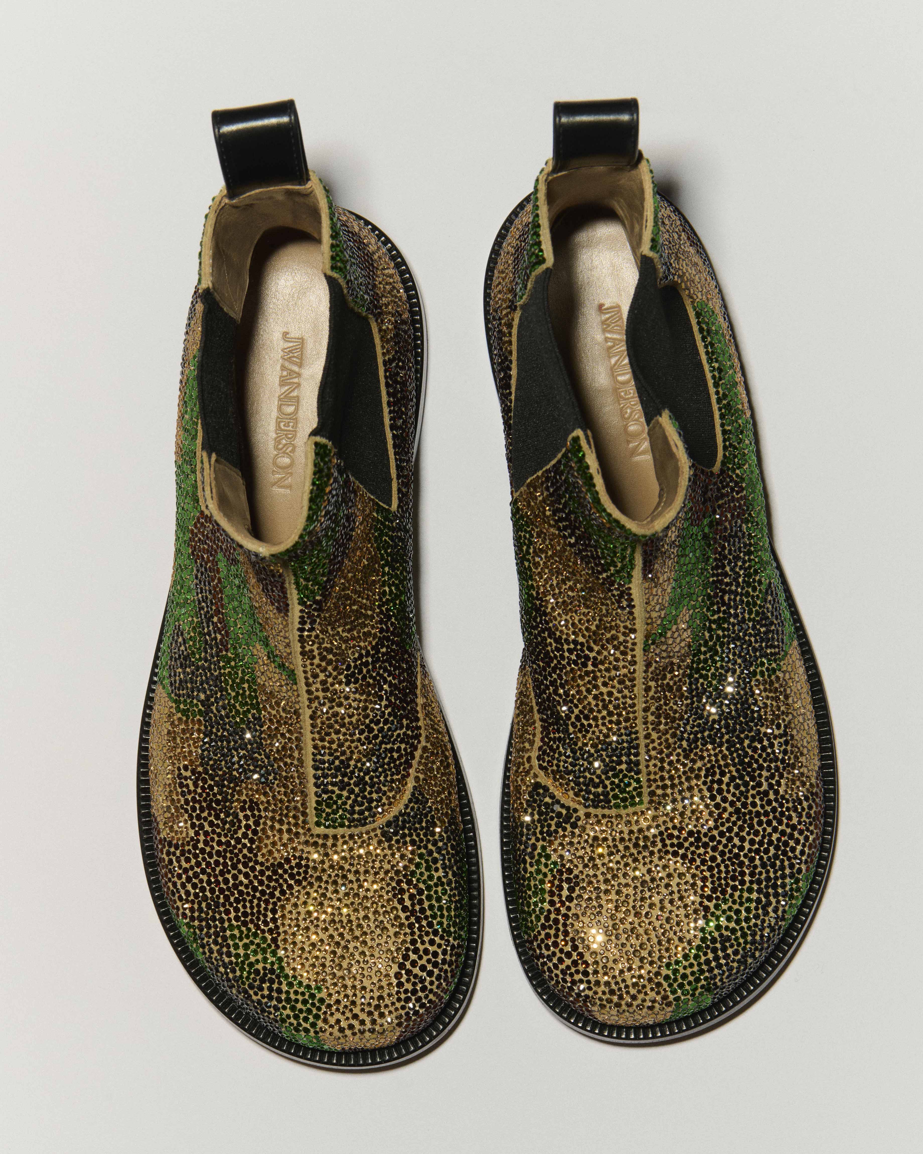 WOMENS CHELSEA LOAFER BOOTS IN MILITARY GREEN in MILITARY GREEN