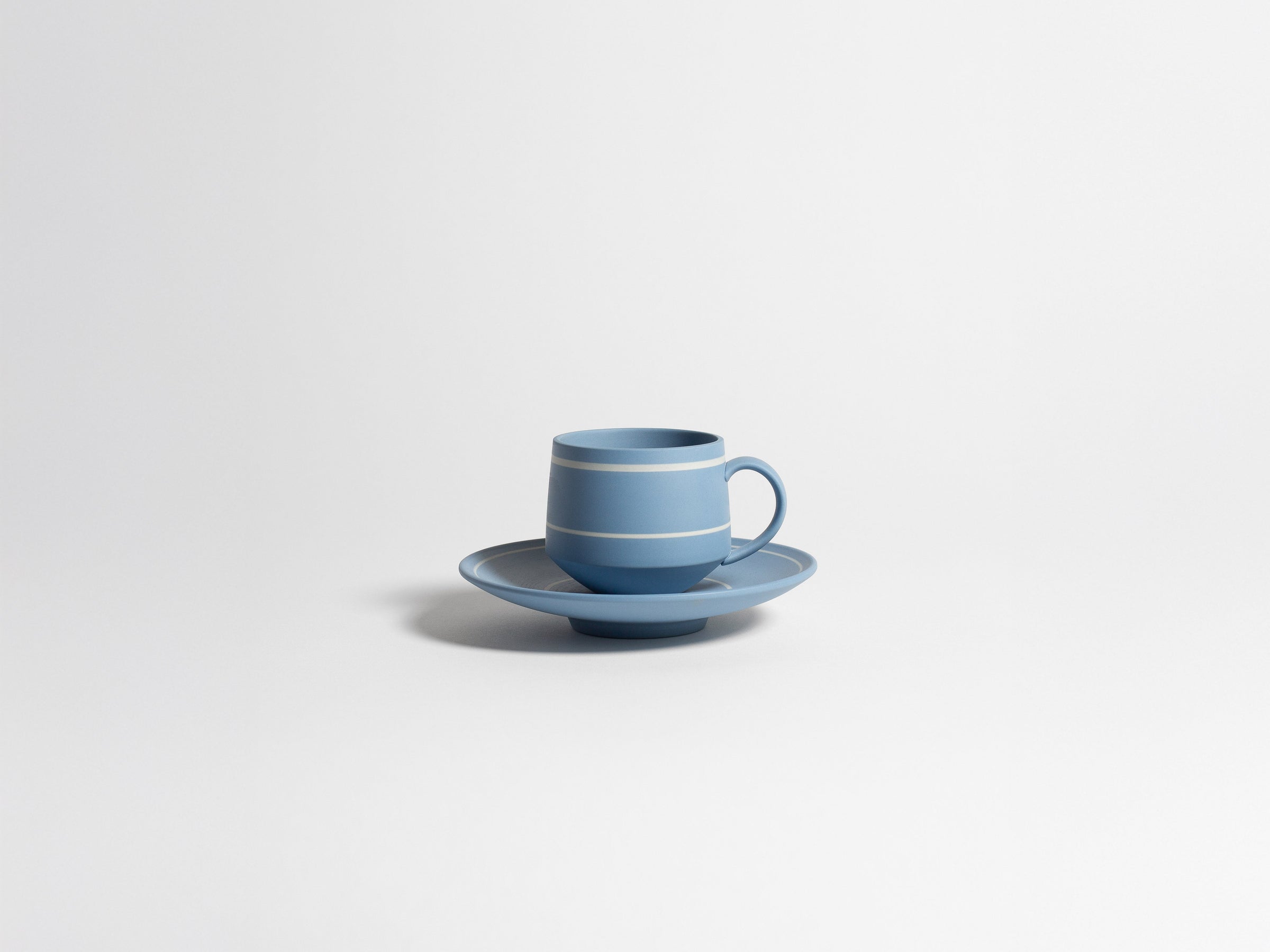 tea cup saucer light blue Product Front 1