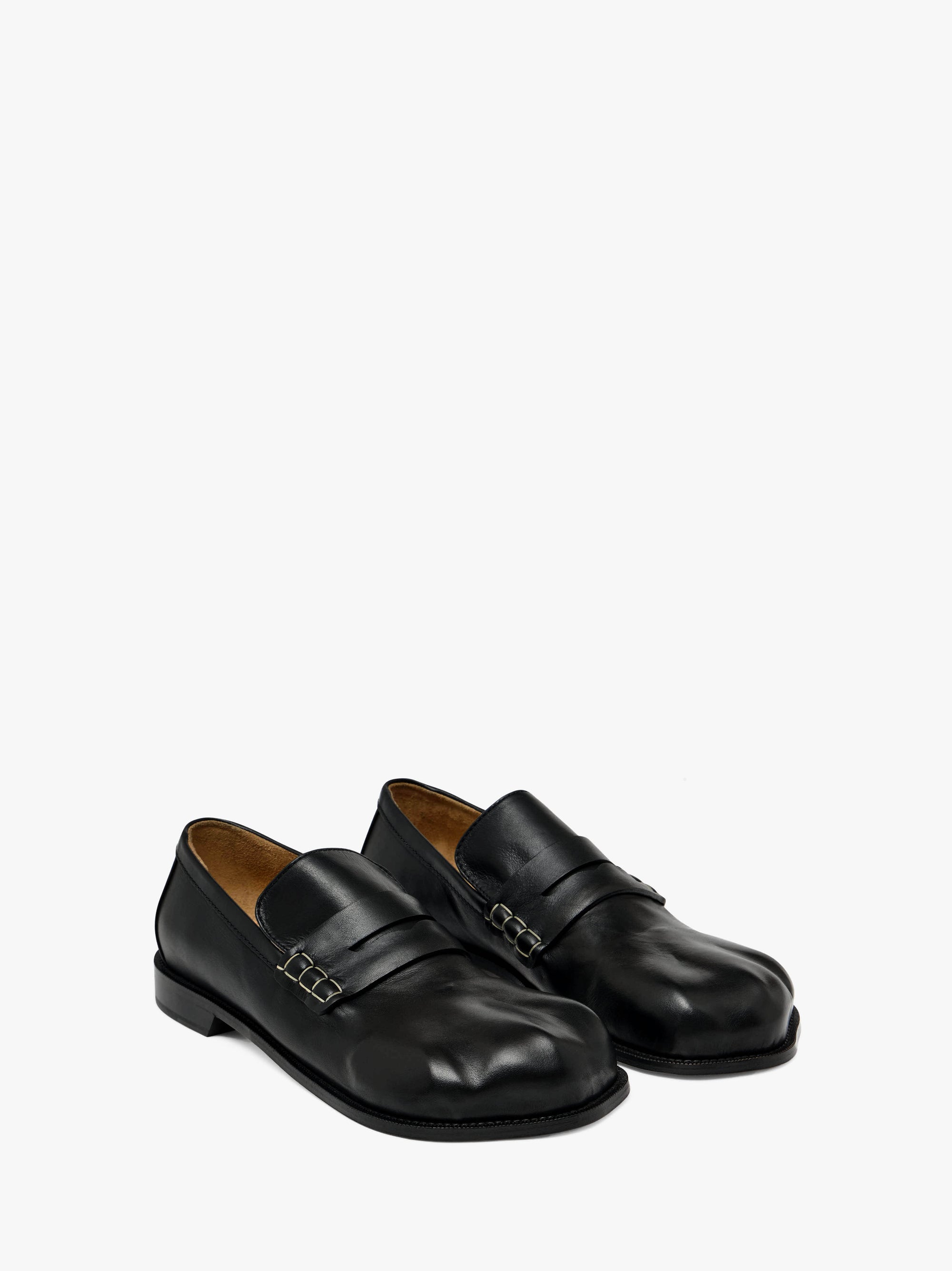 PAW LOAFER MOCCASIN