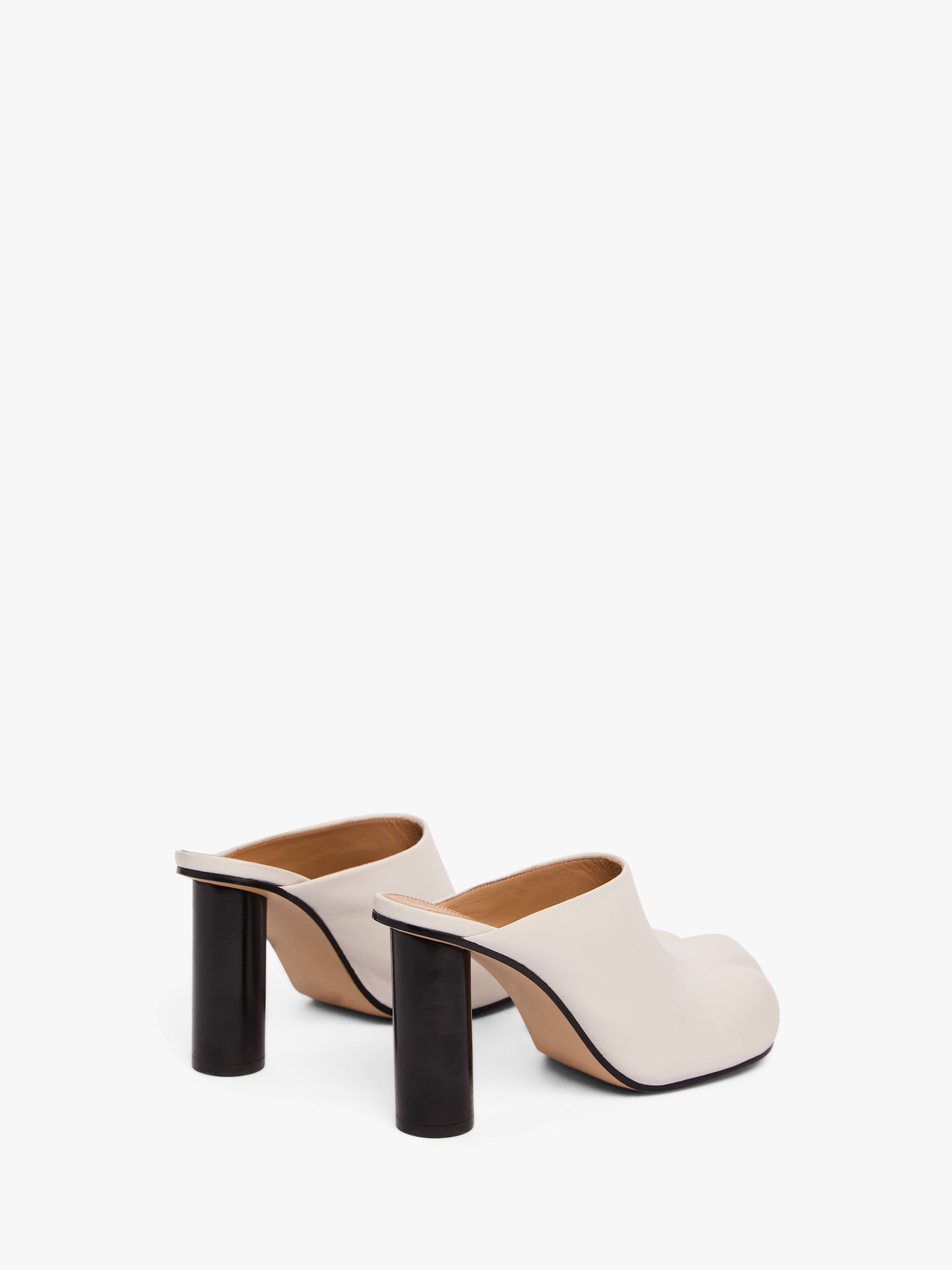 PAW HEEL MULE