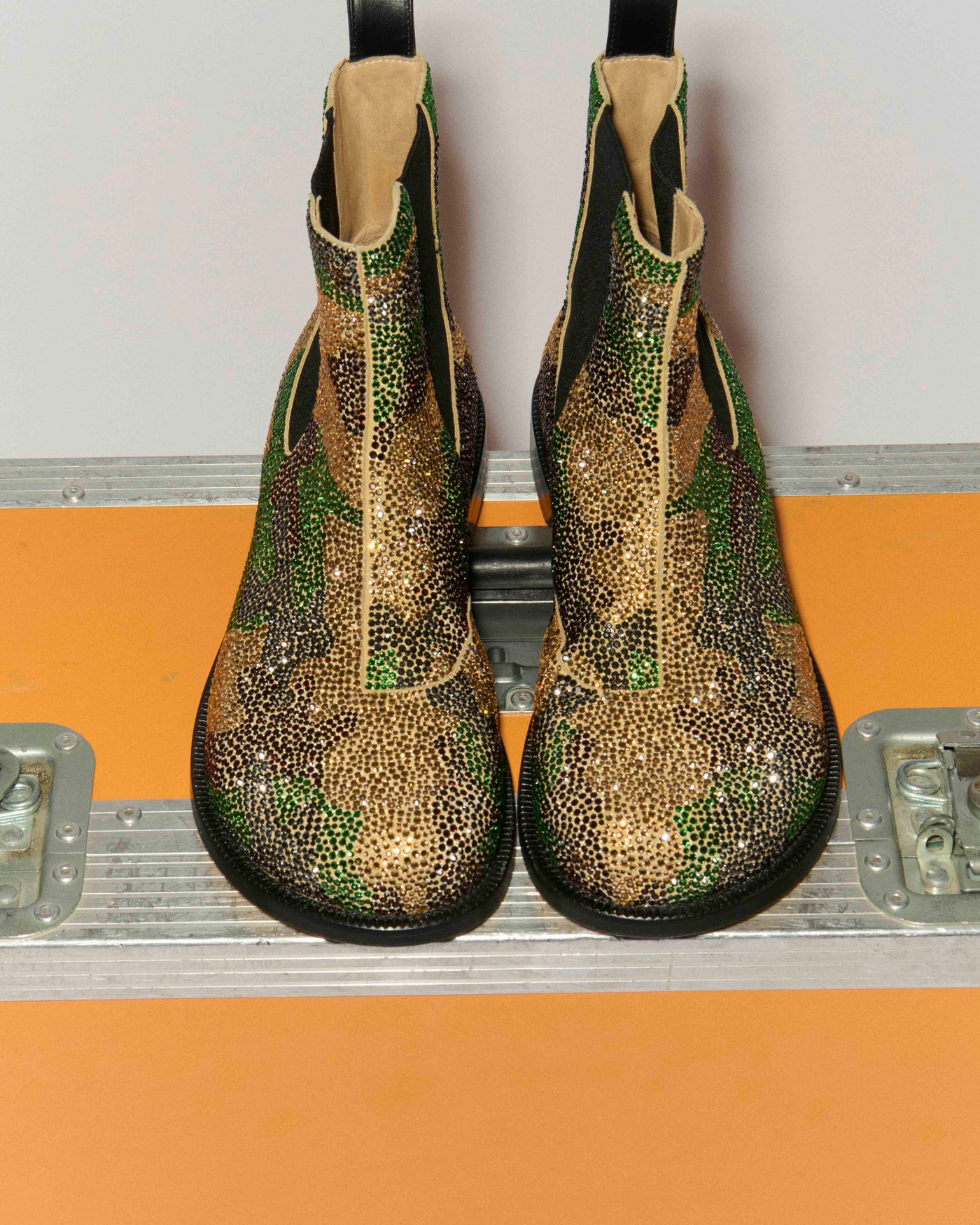 chelsea loafer boot m military green Still Life 2