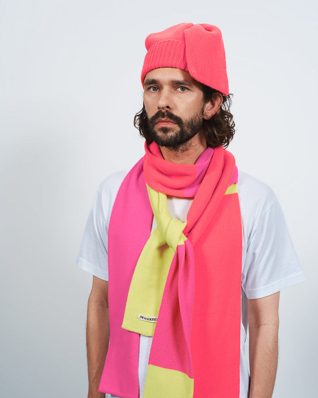 KNOTTED BEANIE HAT IN NEON ORANGE