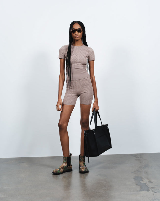 pointelle tee taupe Lookbook 1