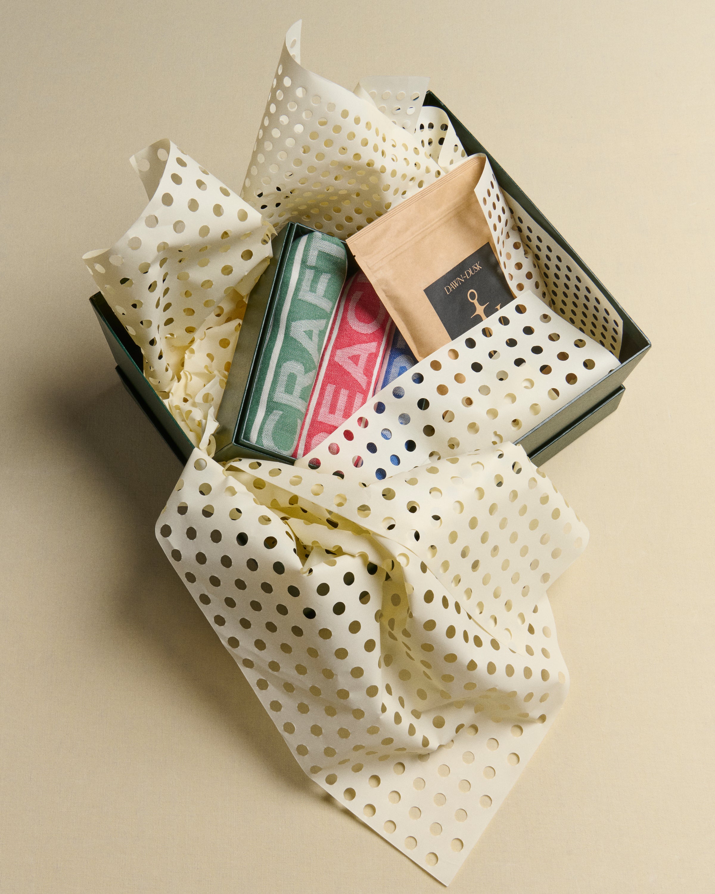 SET OF IRISH LINEN TEA TOWELS IN MULTI