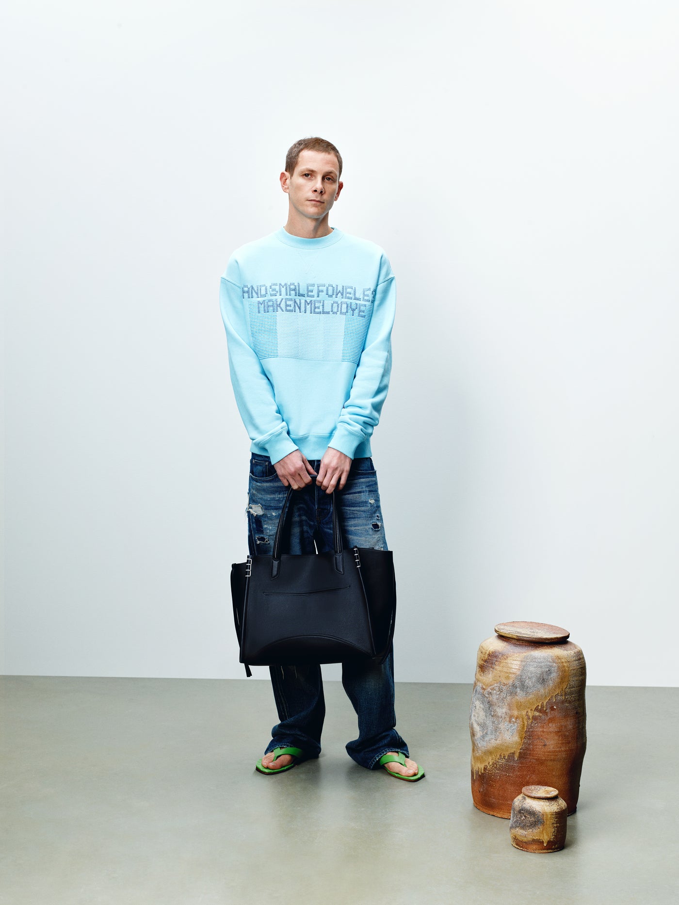 MENS PAINTED BIRDS SWEATSHIRT IN SKY BLUE
