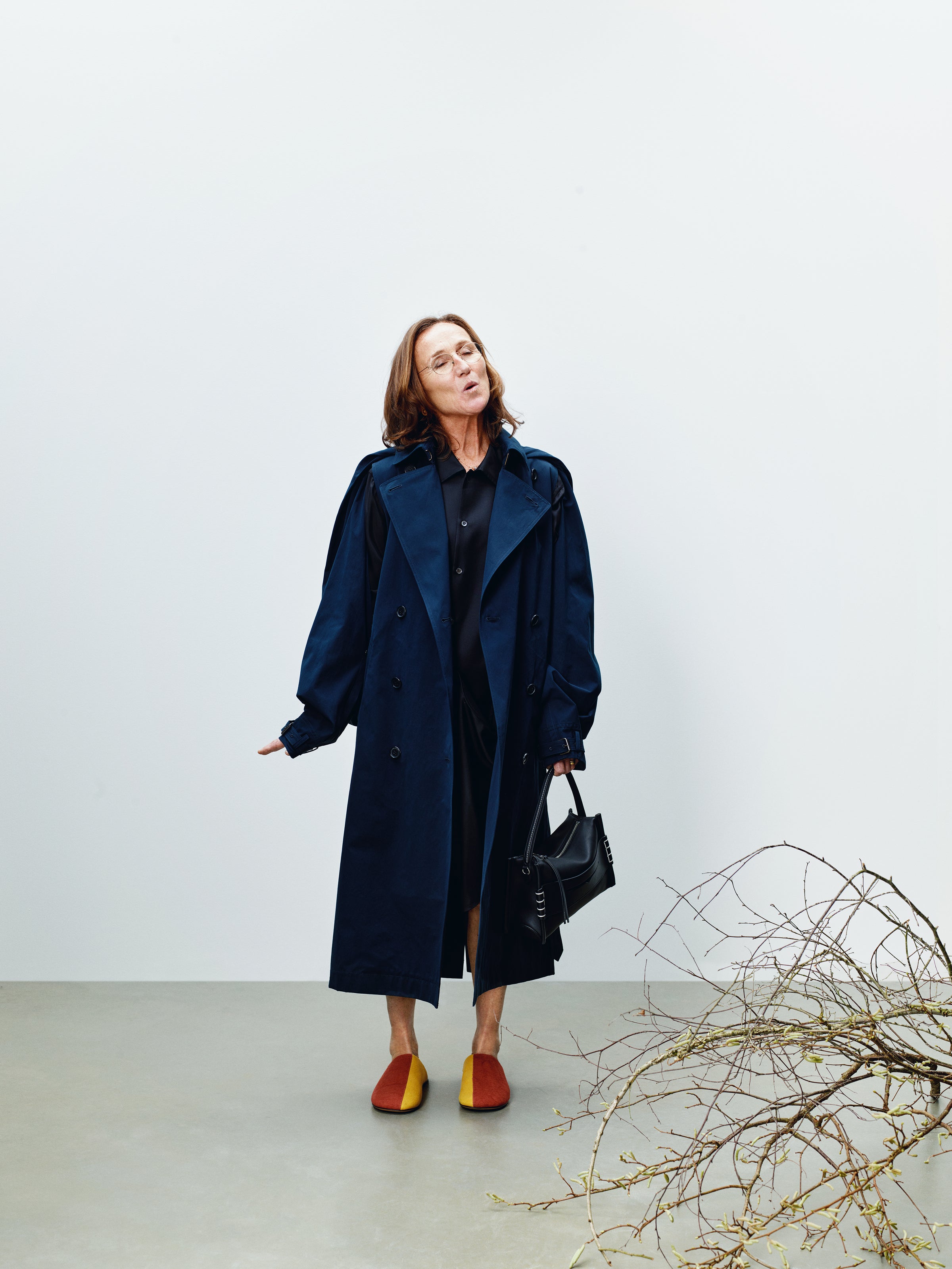 WOMENS CAPE TRENCH COAT IN DARK NAVY