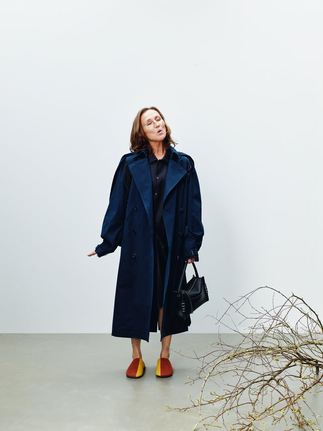 WOMENS CAPE TRENCH COAT IN DARK NAVY