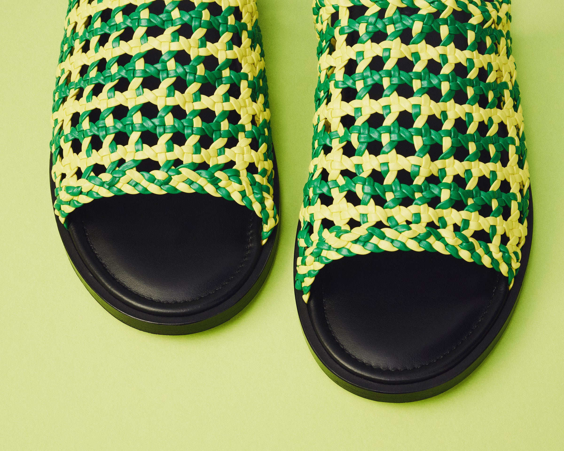 WOMENS WOVEN LEATHER SANDAL IN GREEN & BRIGHT YELLOW
