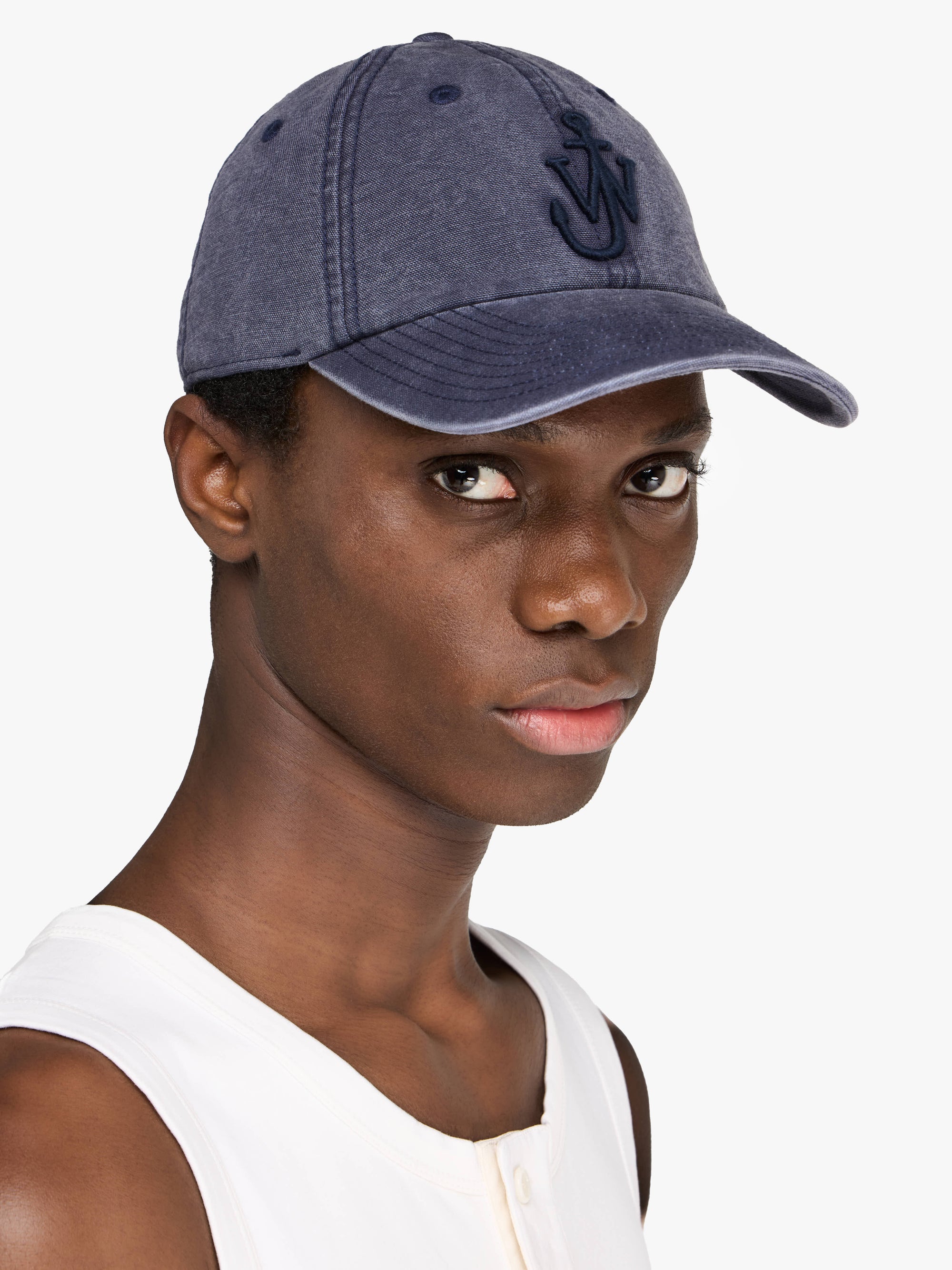 BASEBALL CAP WITH ANCHOR LOGO