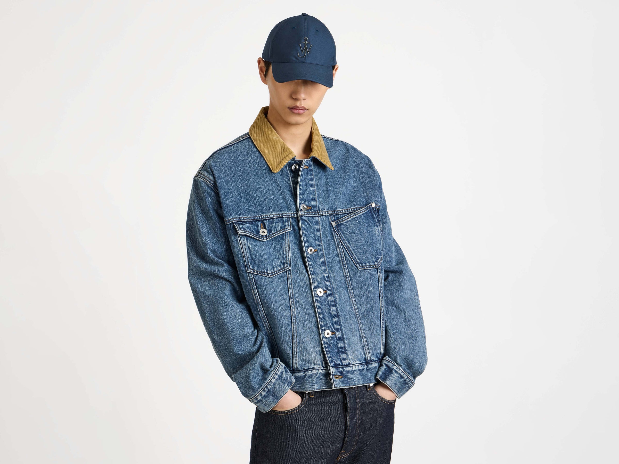 baseball cap dark blue Model Detail 3