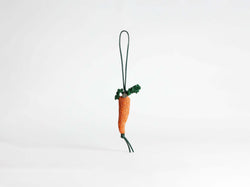 carrot charm orange Product Front 1