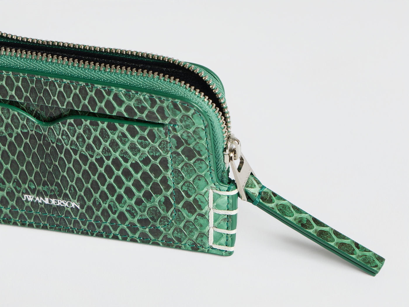 LEATHER LOAFER ZIP WALLET IN PINE GREEN