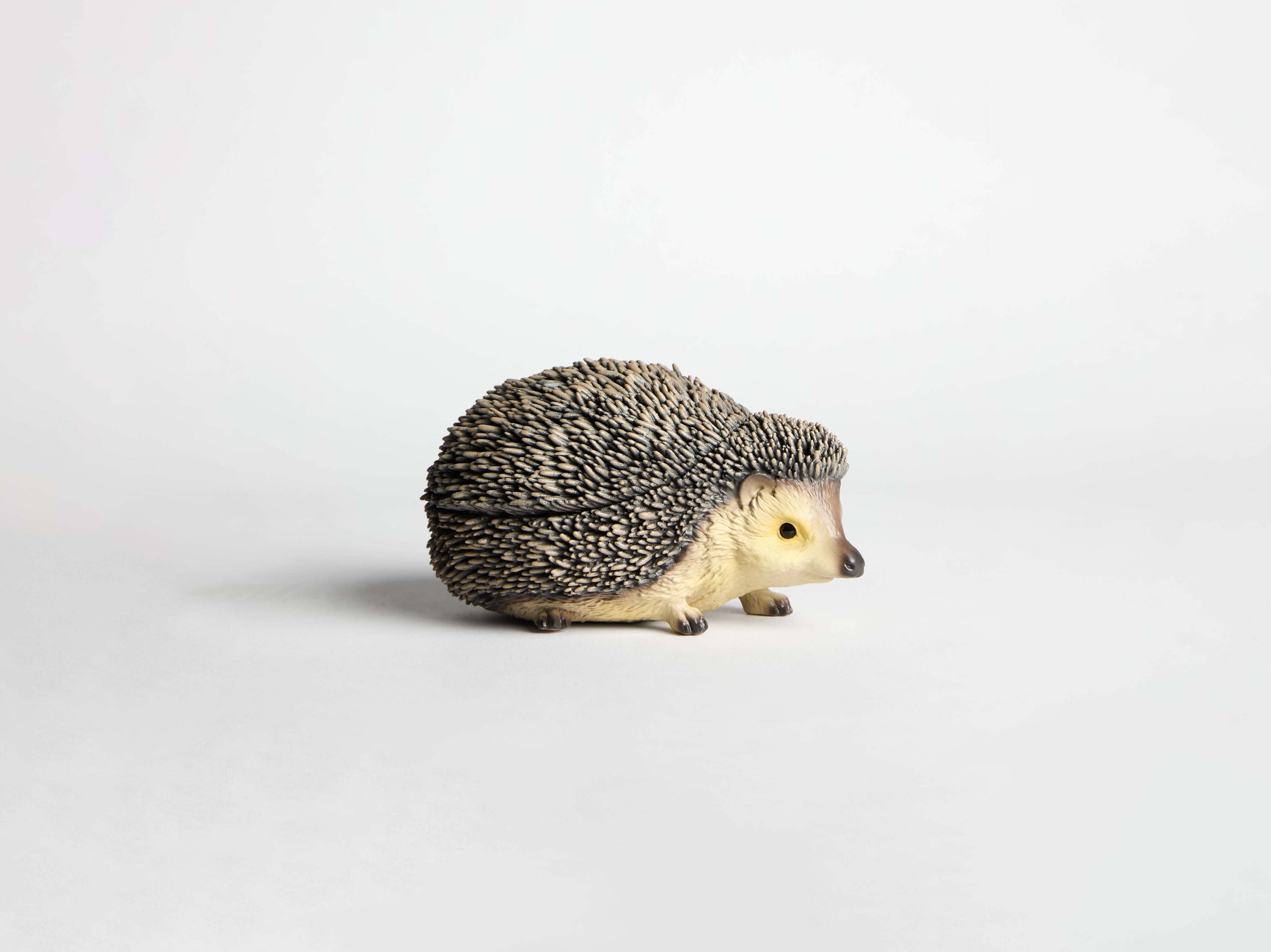 HEDGEHOG CLUTCH IN BROWN