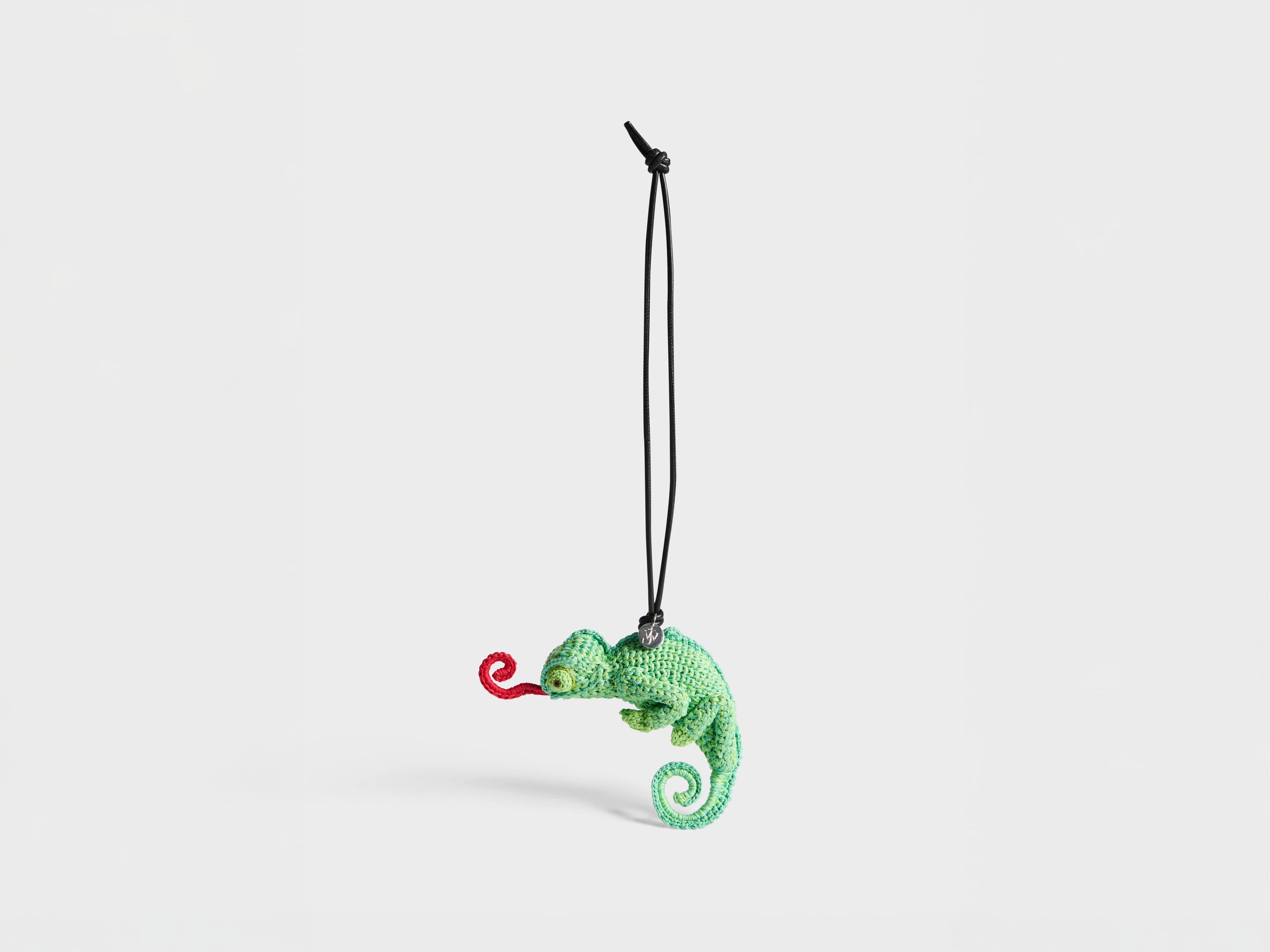 HAND-CROCHETED CHAMELEON CHARM in GREEN AC0460FA0531500O/S | JW