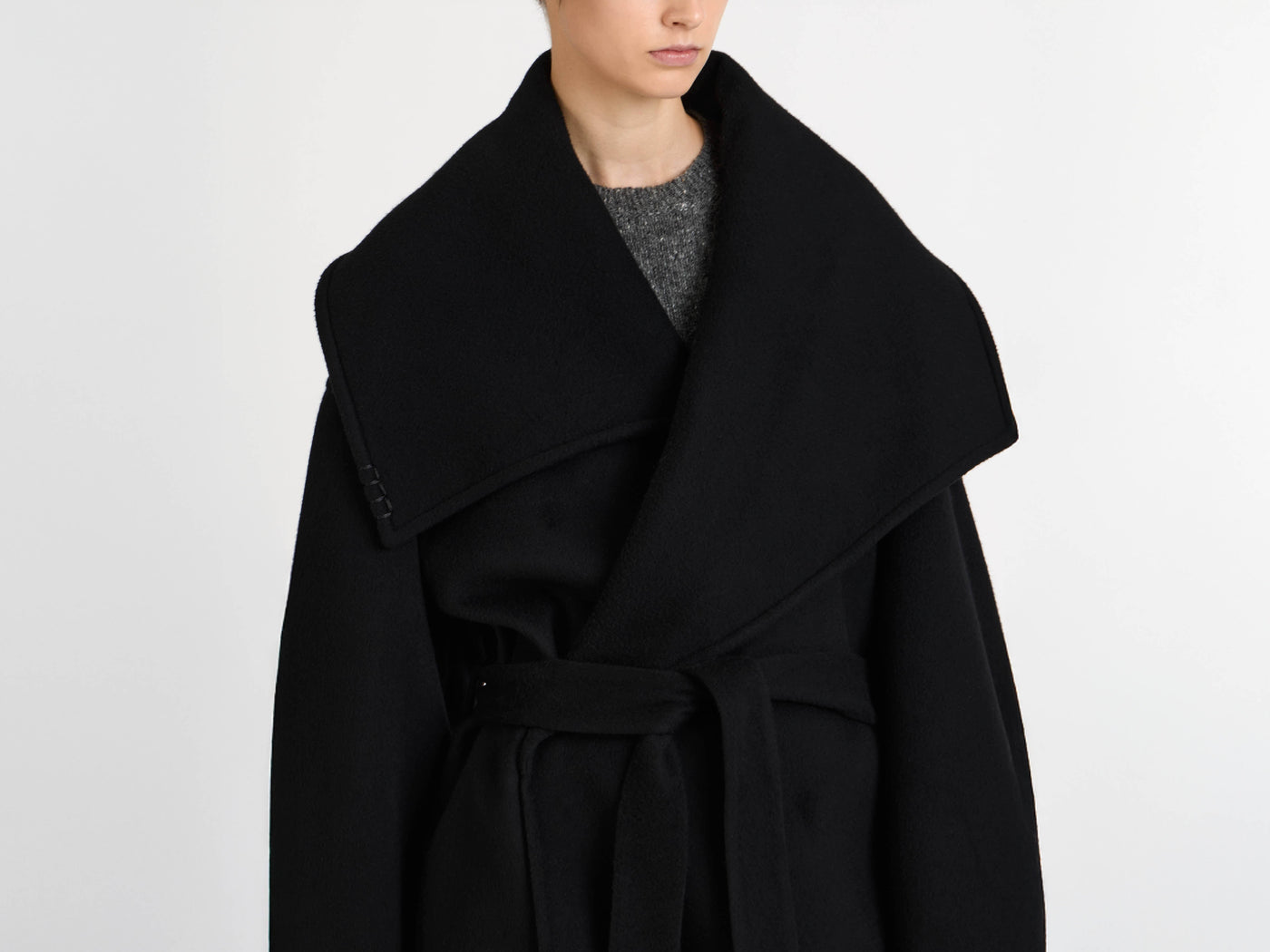 wrap coat black Model Detail 8
