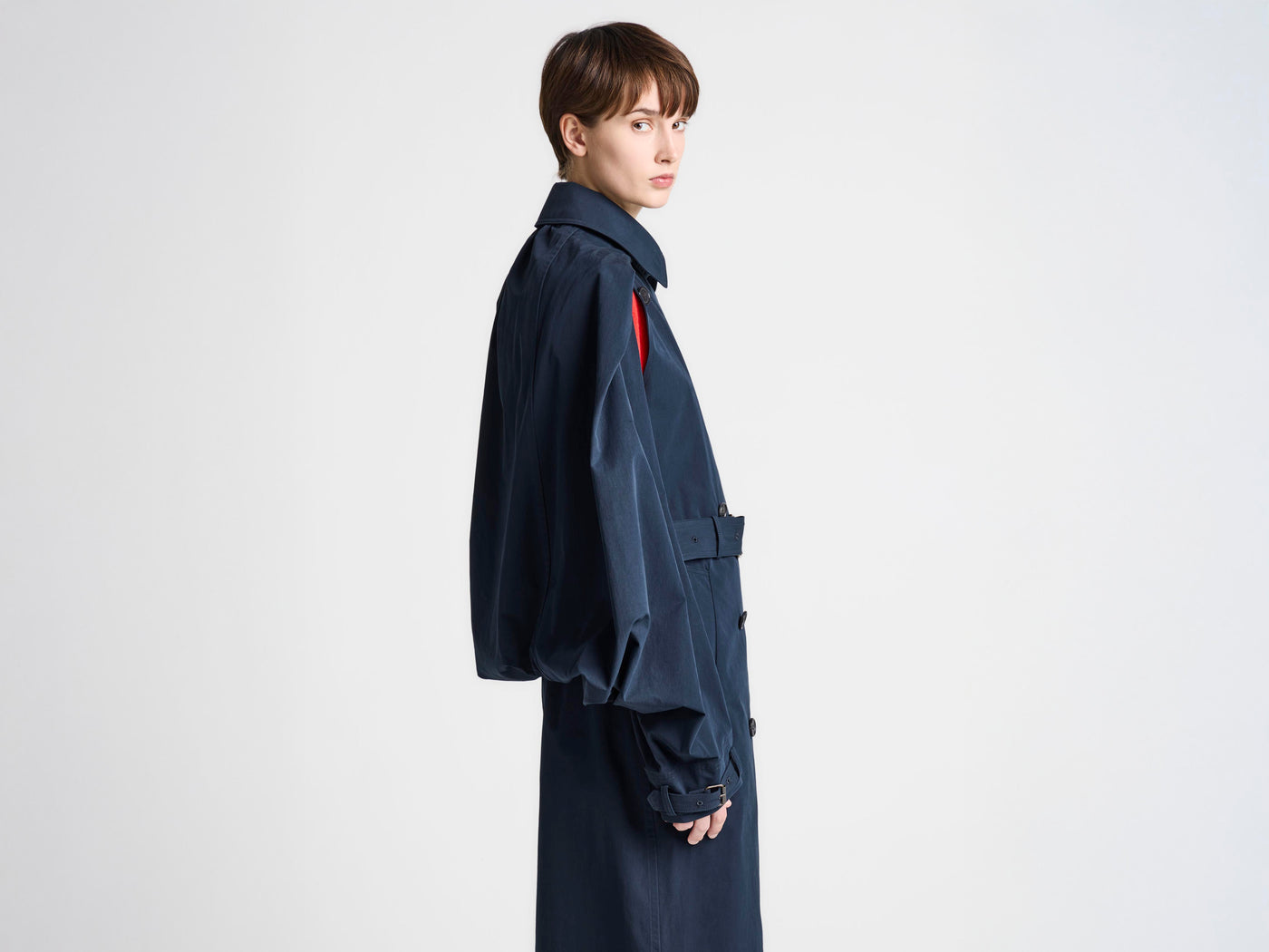 WOMENS CAPE TRENCH COAT IN DARK NAVY