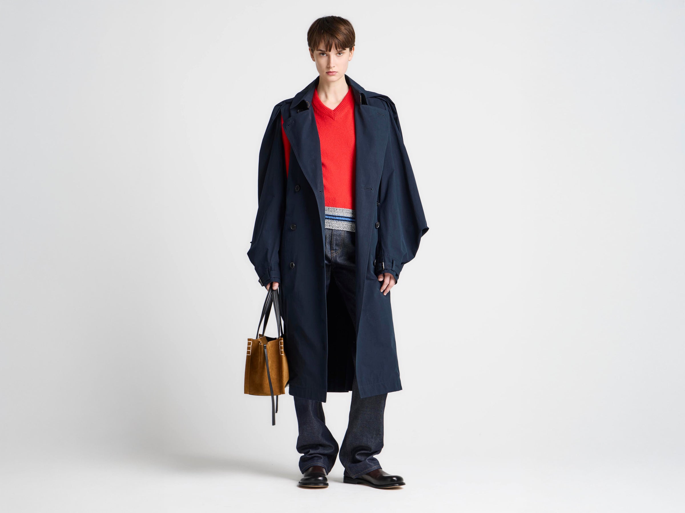 WOMENS CAPE TRENCH COAT IN DARK NAVY