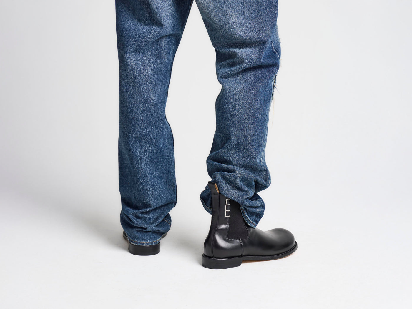 MENS CHELSEA LOAFER BOOTS IN BLACK