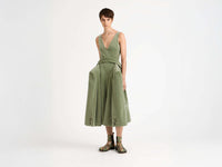 chelsea loafer boot w military green Model Back 1