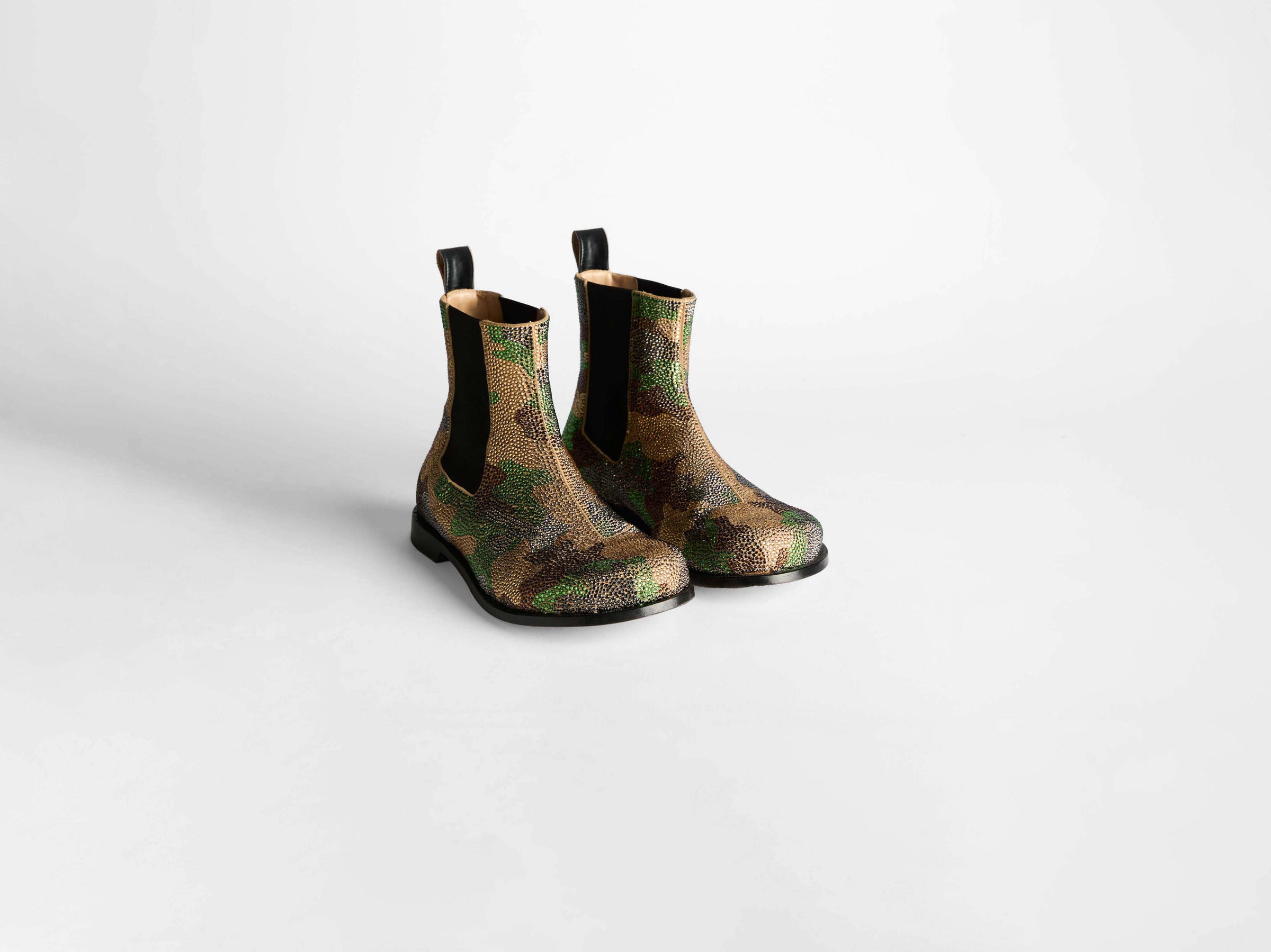 WOMENS CHELSEA LOAFER BOOTS IN MILITARY GREEN