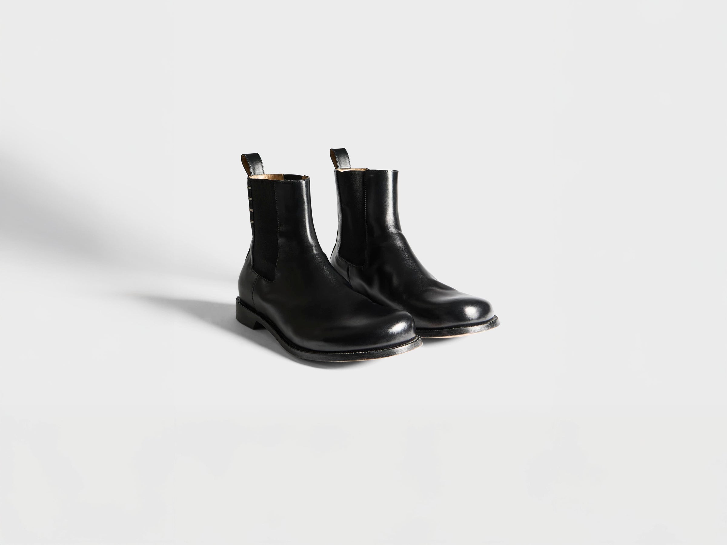 MENS CHELSEA LOAFER BOOTS IN BLACK