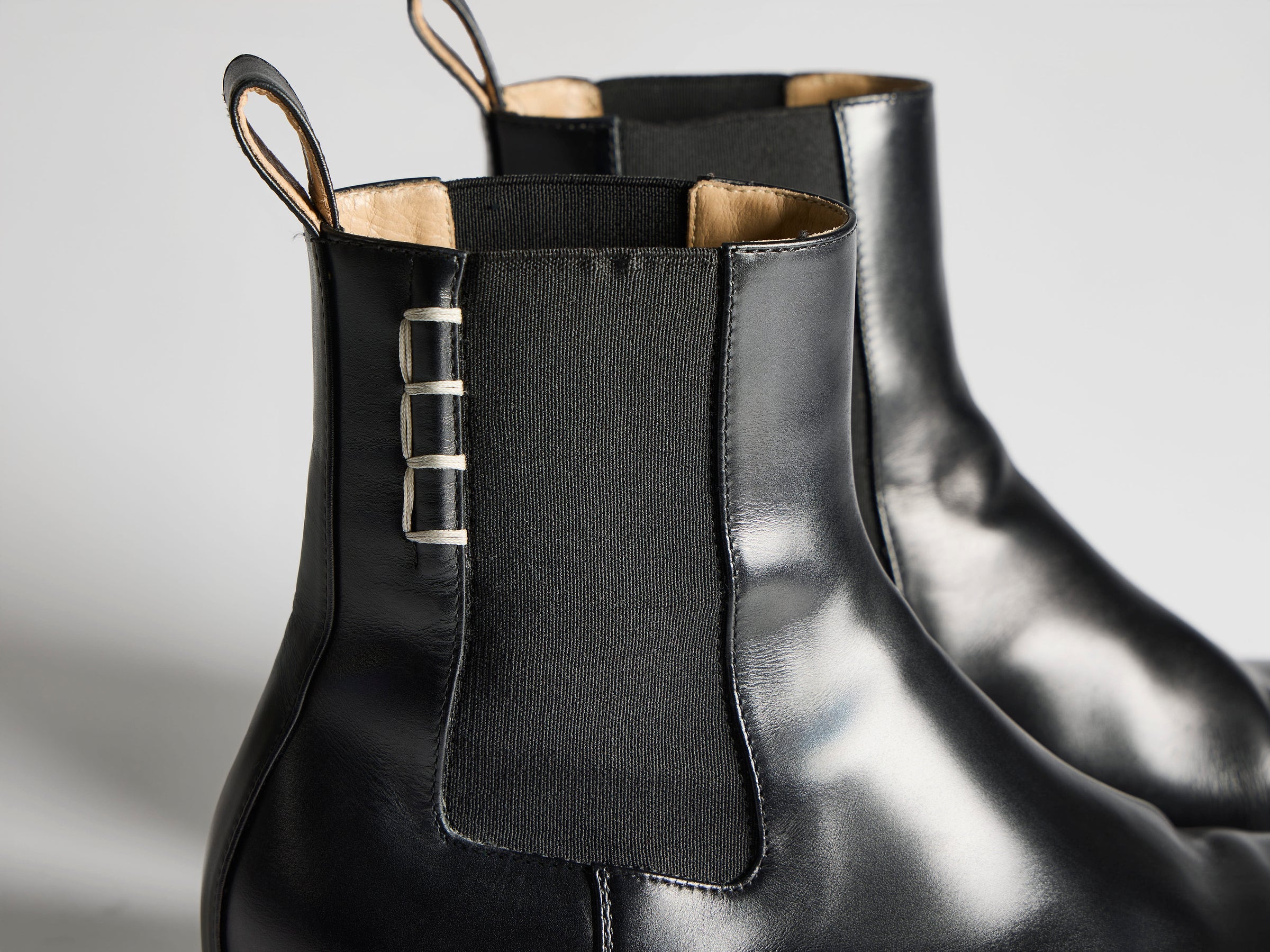 MENS CHELSEA LOAFER BOOTS IN BLACK