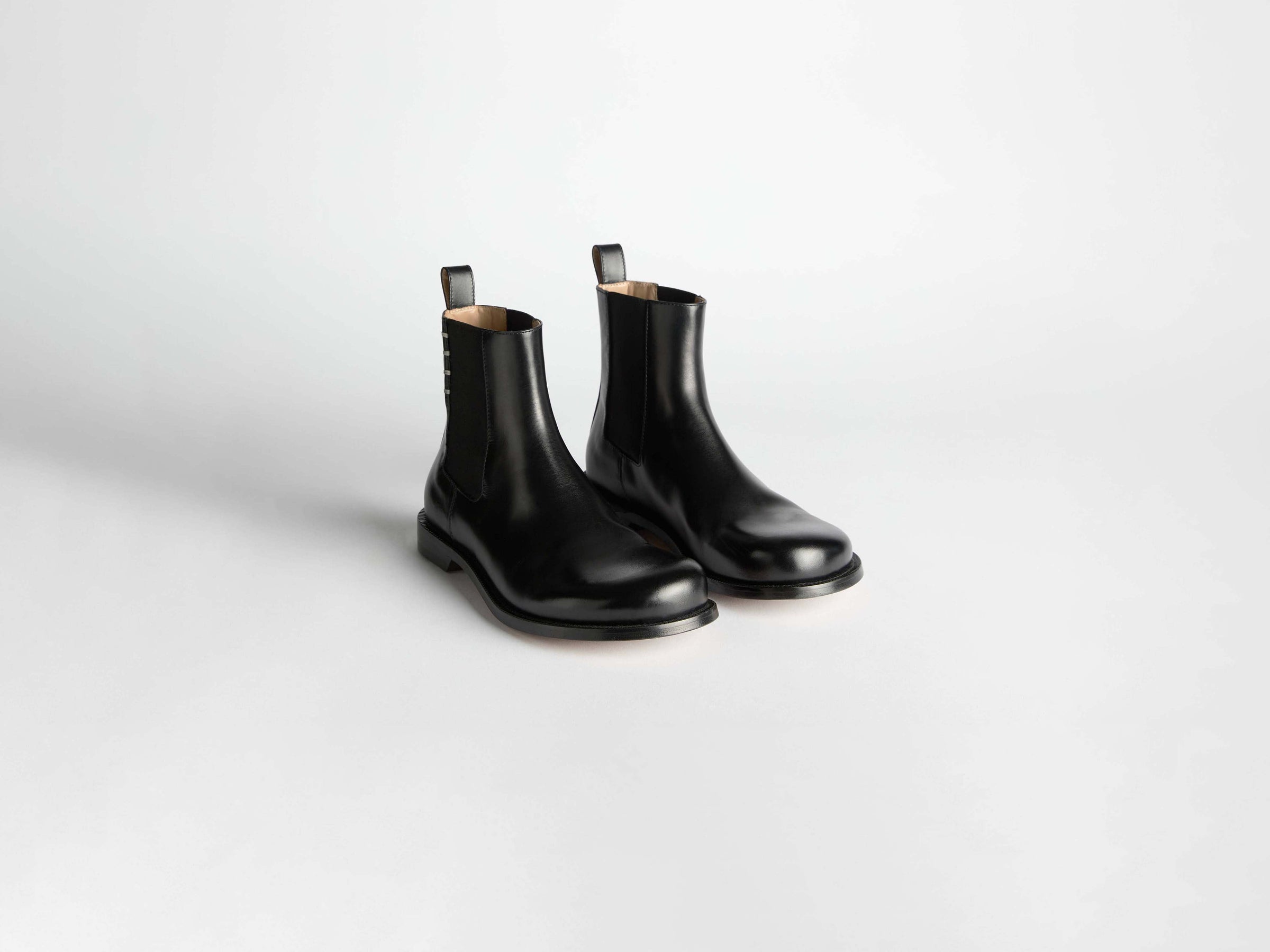 chelsea loafer boot m black Product Angle 2