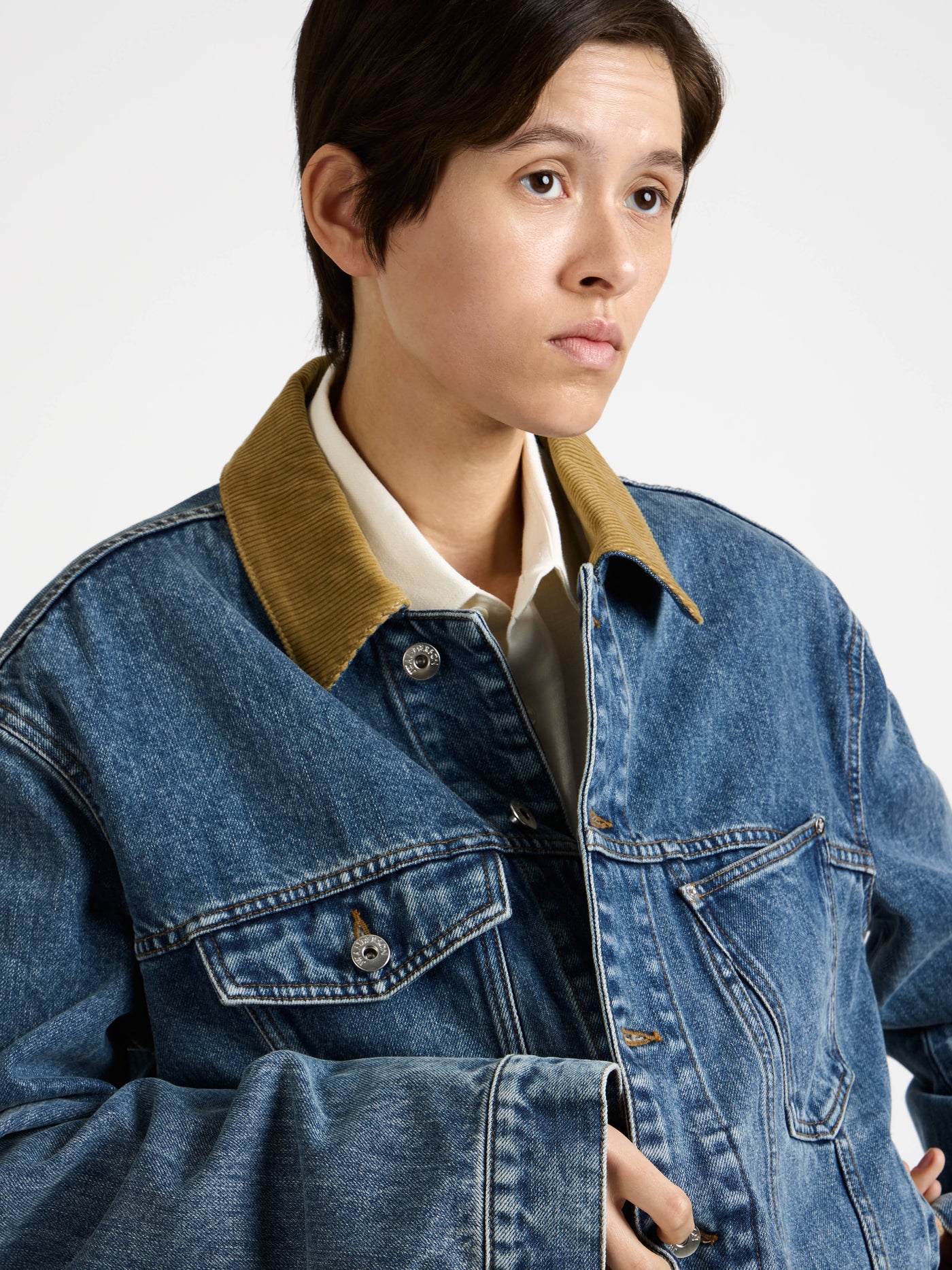 corduroy collar jacket mid blue 1 Model Detail 6