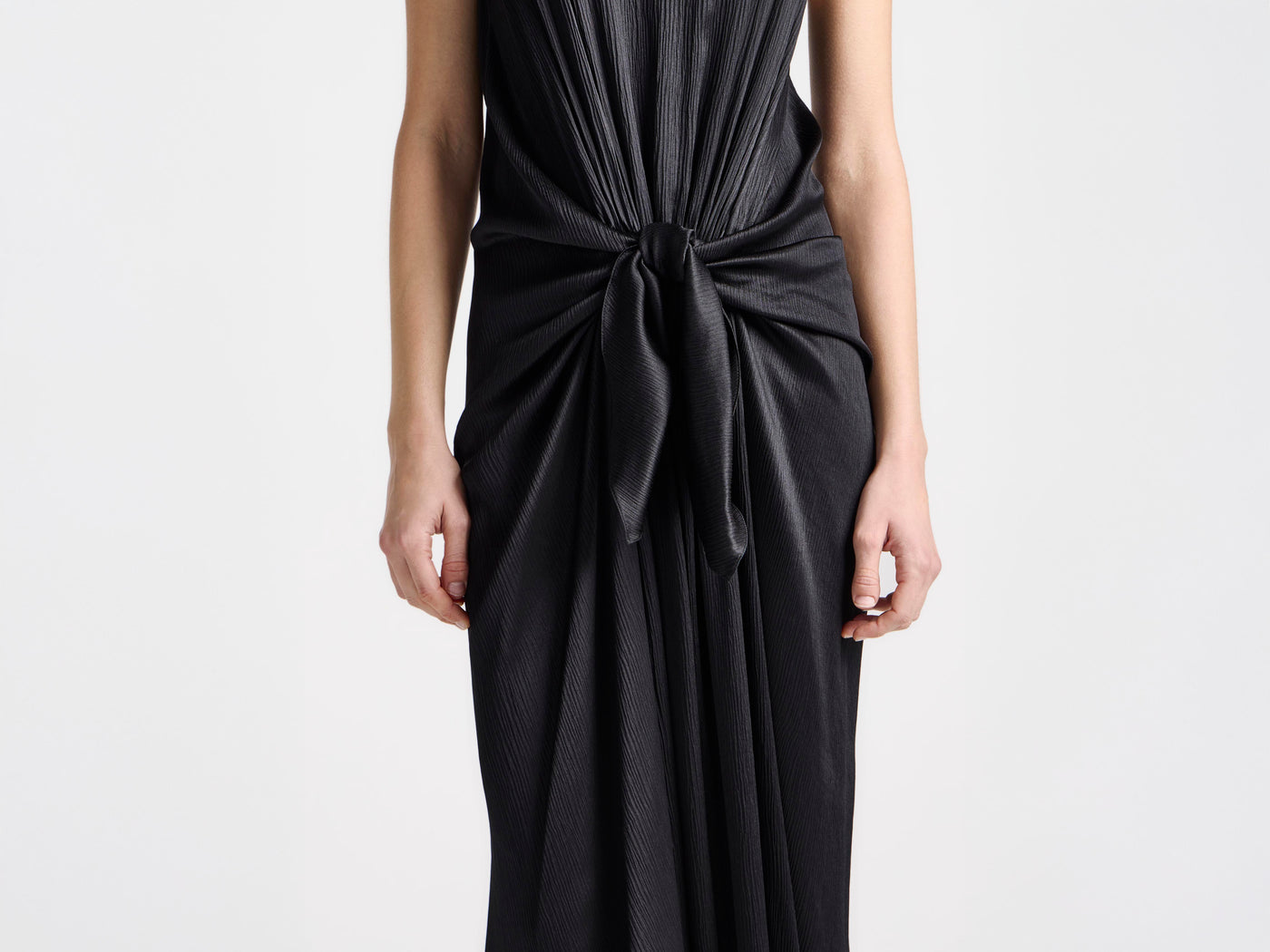 WOMENS KNOTTED WAIST LONGLINE DRESS IN BLACK