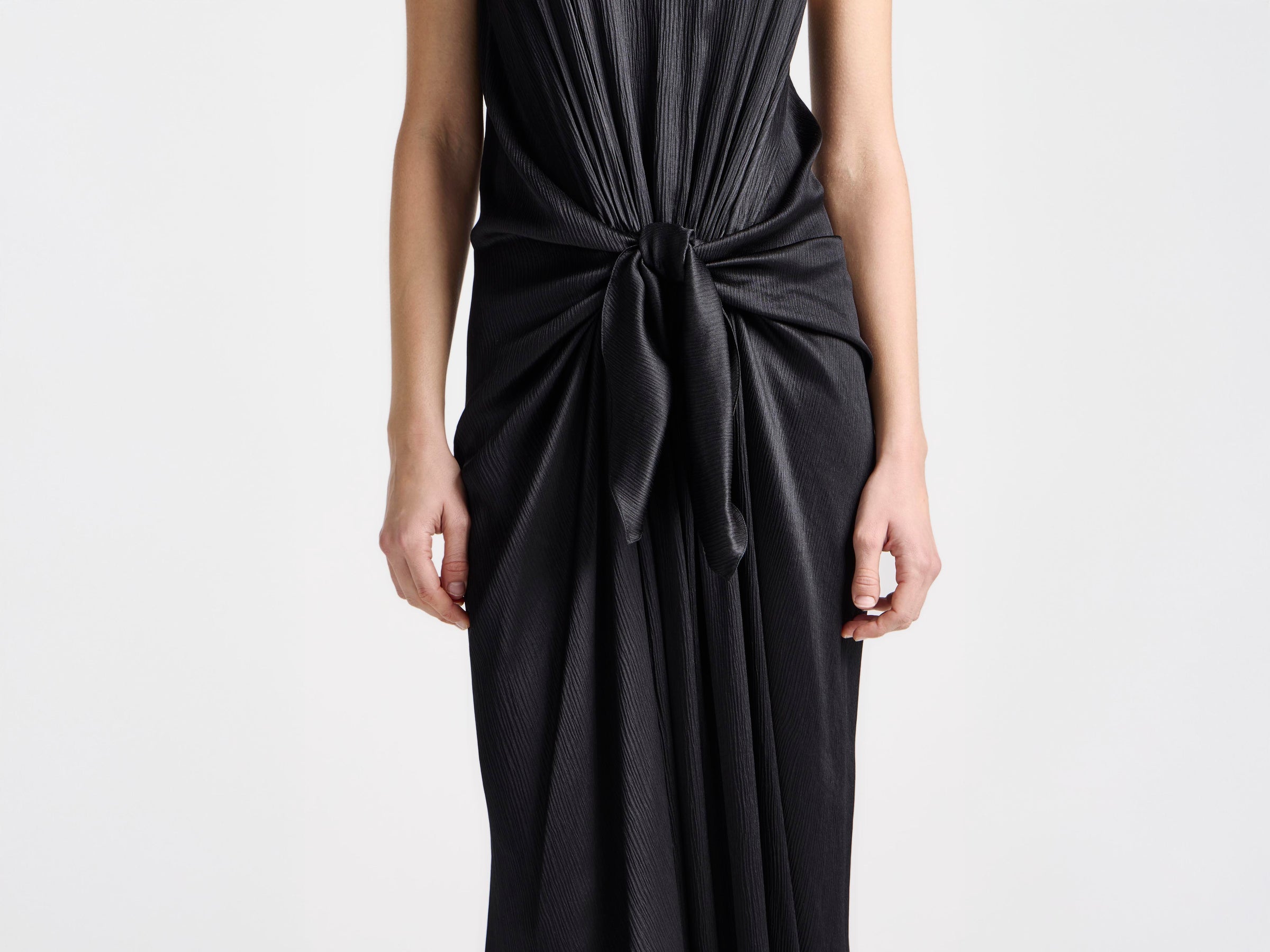 WOMENS KNOTTED WAIST LONGLINE DRESS IN BLACK
