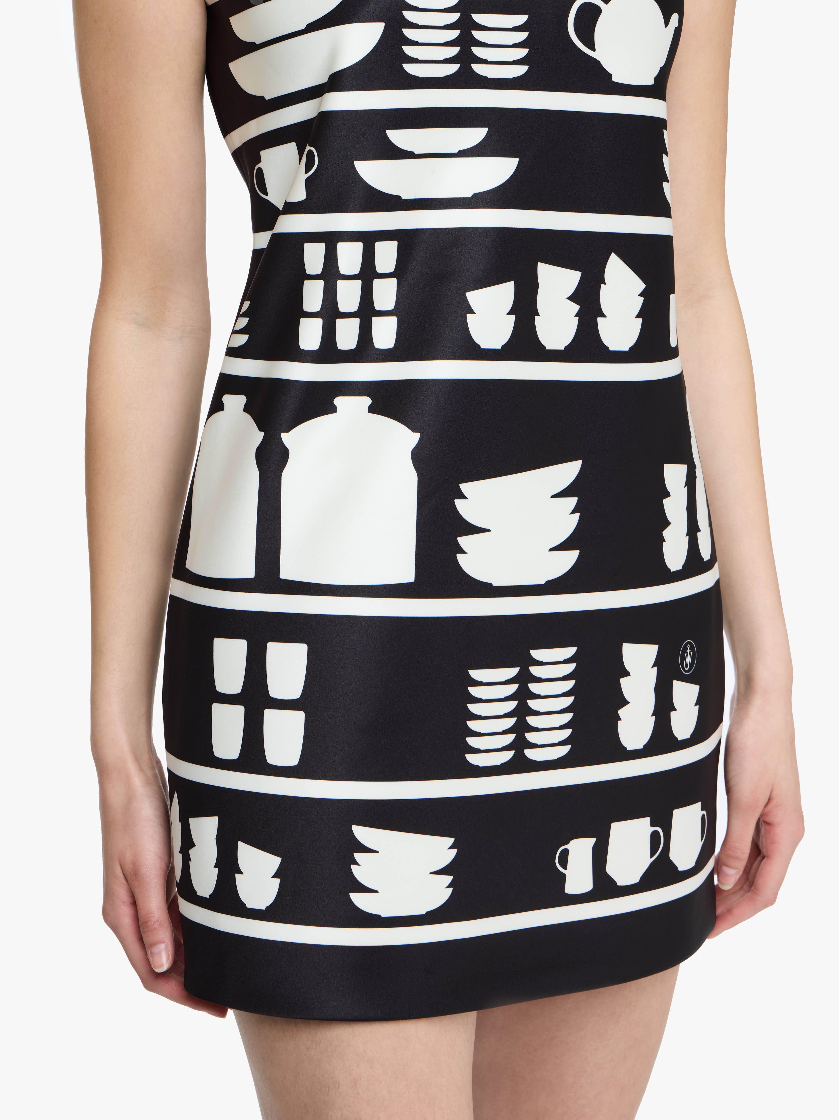 【送料&関税込】J.W. Anderson Mini Shift Dress JW ANDERSON | Mini Shift Dress | Women | Lane Crawford