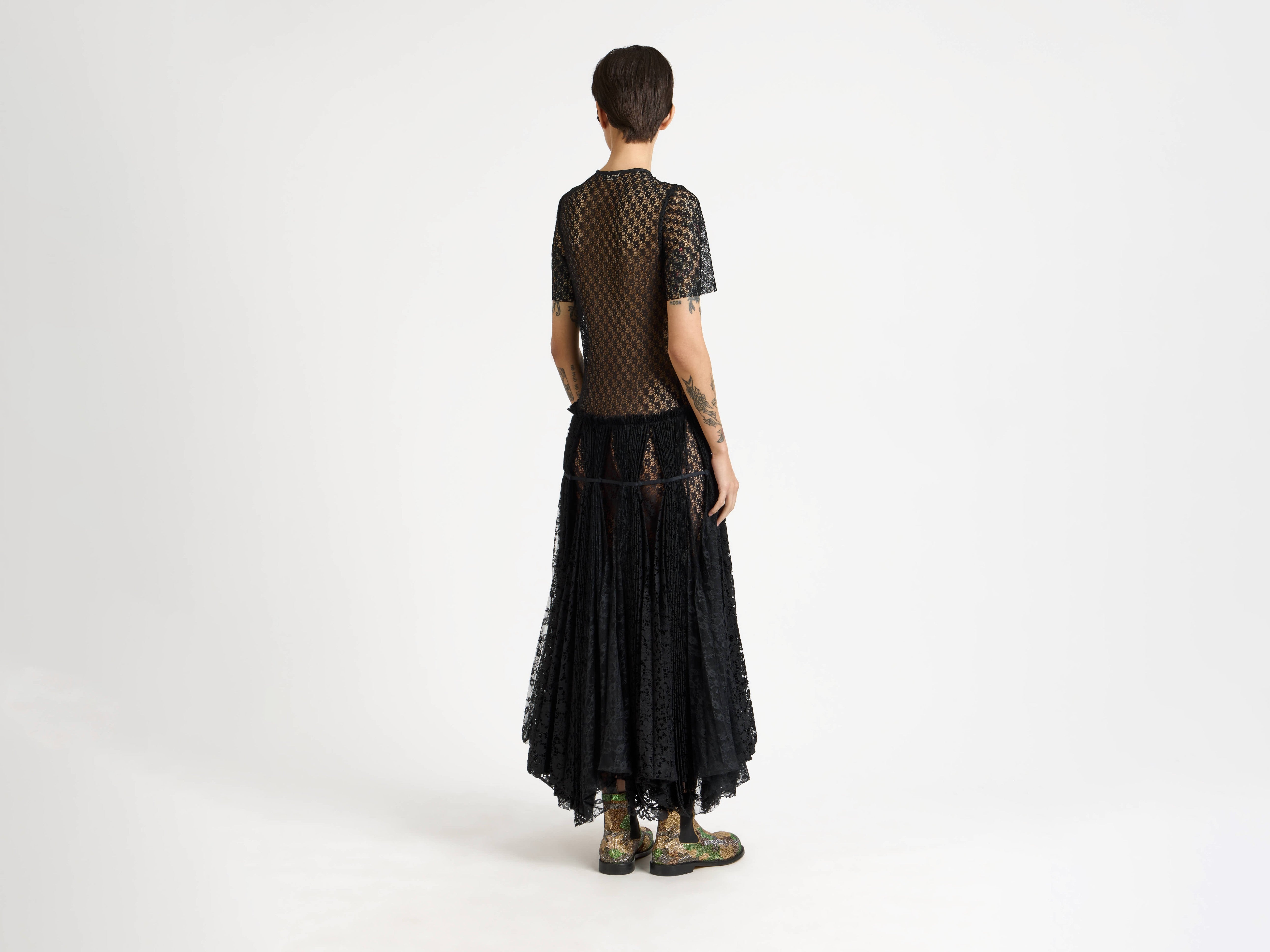 WOMENS MIXED LACE LONGLINE DRESS IN BLACK in BLACK