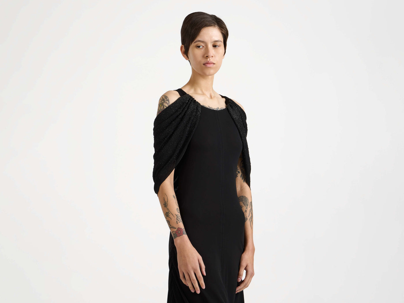 WOMENS BEADED SLEEVE MIDI DRESS IN BLACK