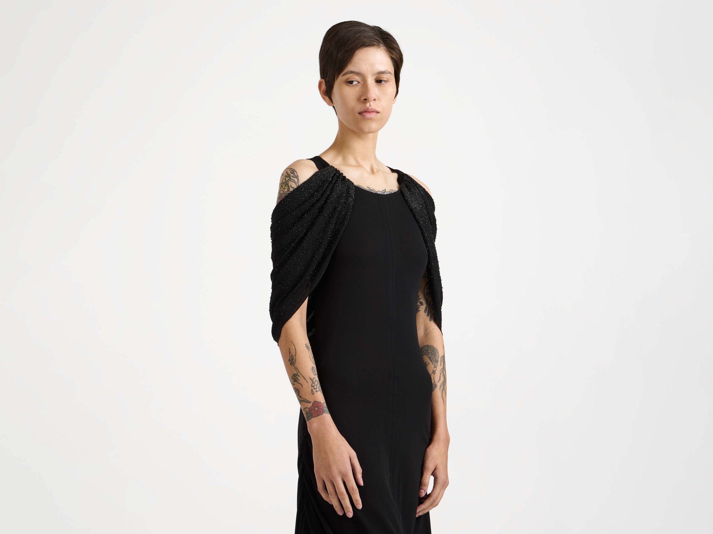 WOMENS BEADED SLEEVE MIDI DRESS IN BLACK
