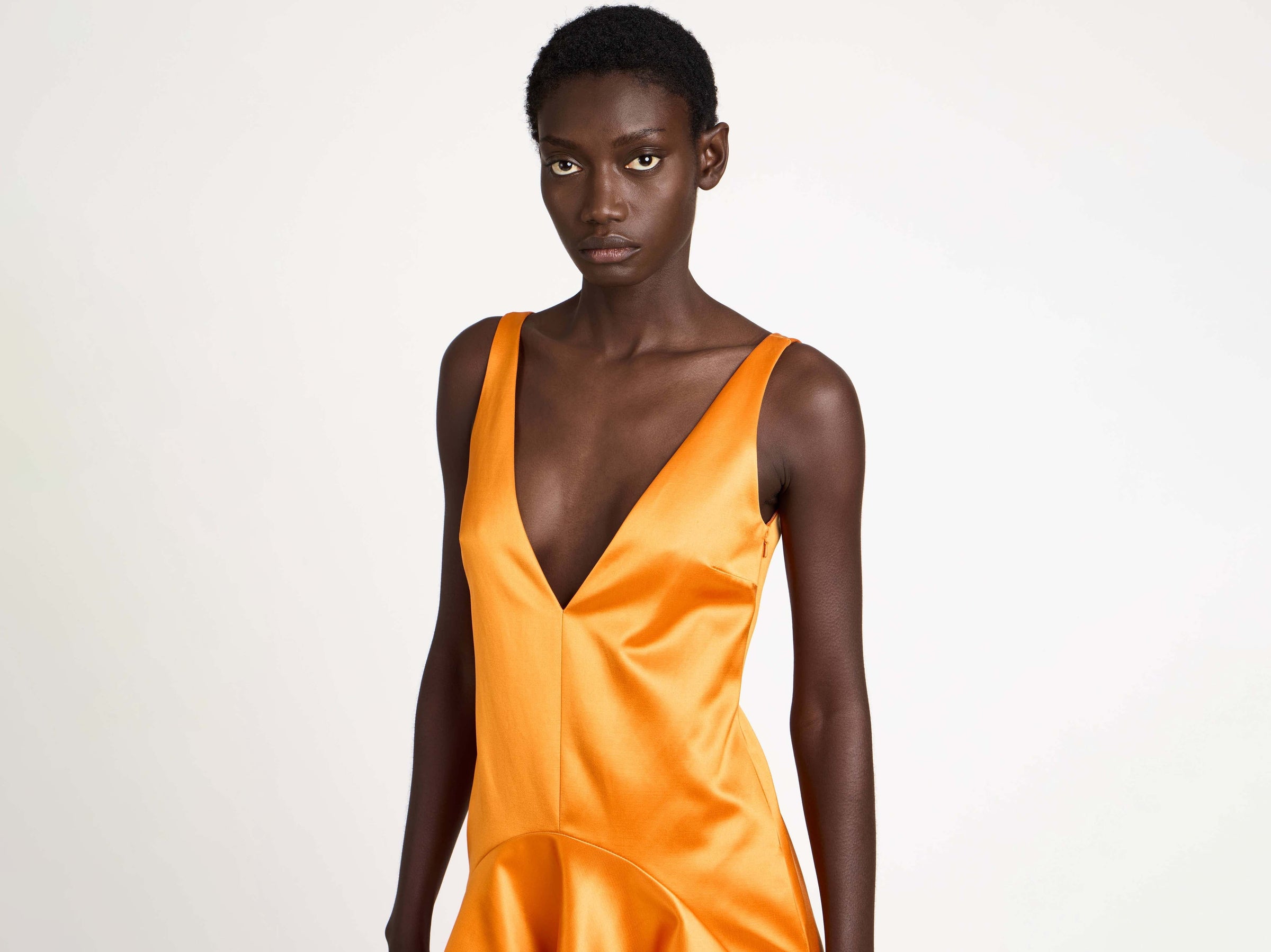 draped skirt dress satsuma Model Detail 9