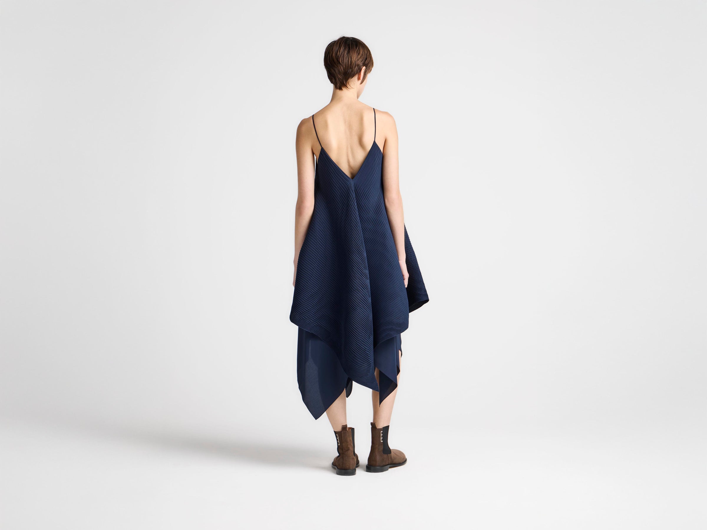 WOMENS PLEATED DRESS IN NAVY
