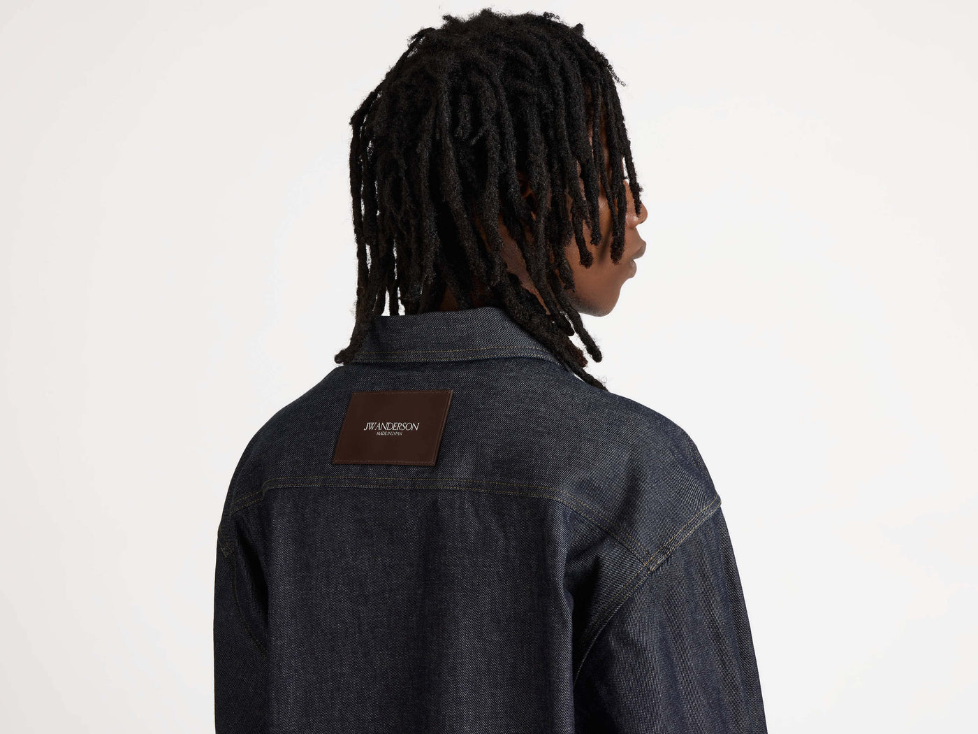 oversized shirt indigo Model Detail 3