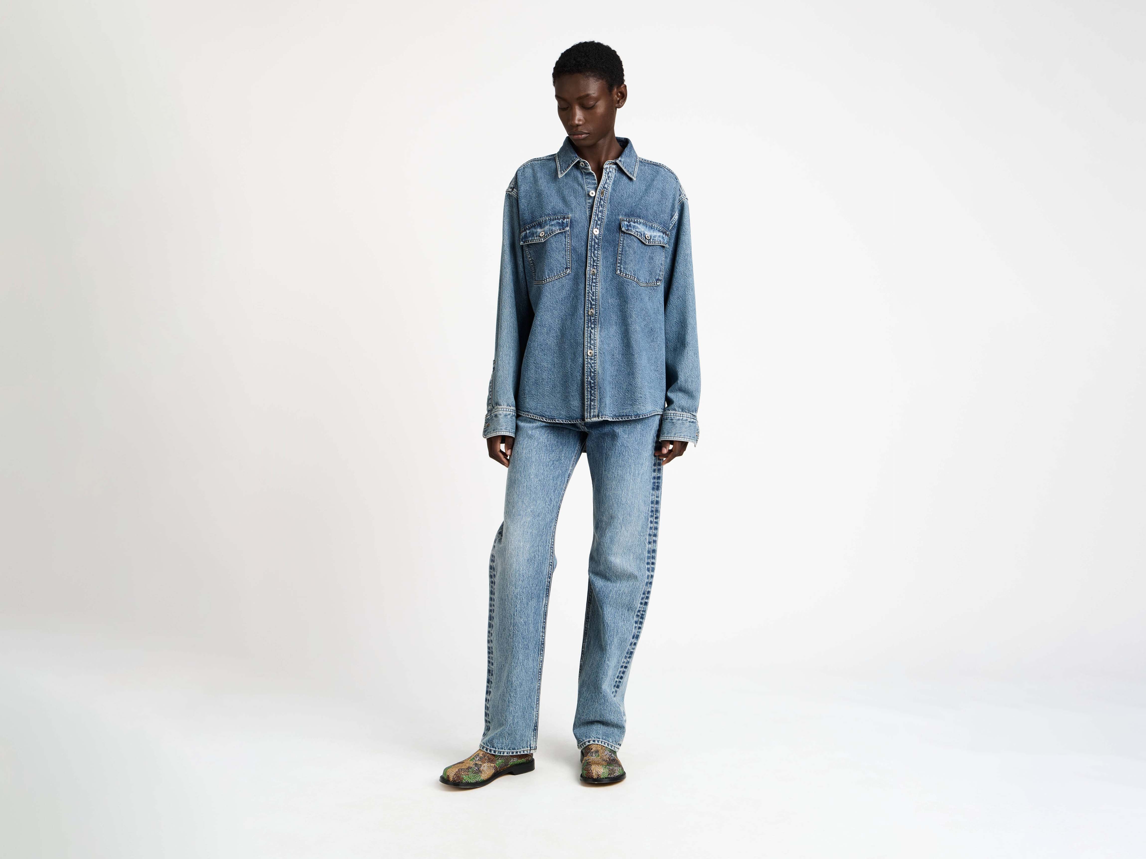 WOMENS OVERSIZED DENIM SHIRT IN MID BLUE in MID BLUE