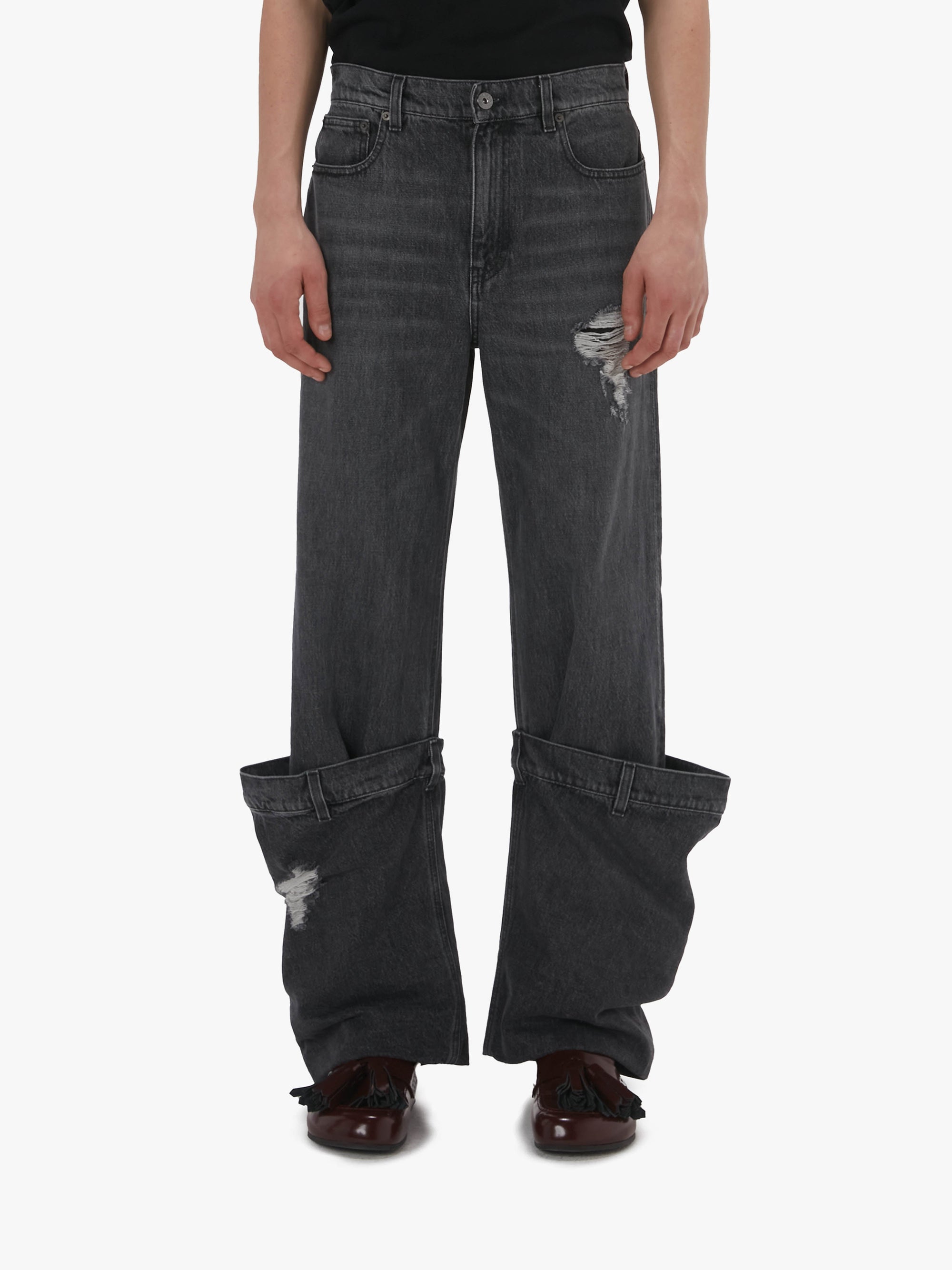 BUCKET DENIM JEANS