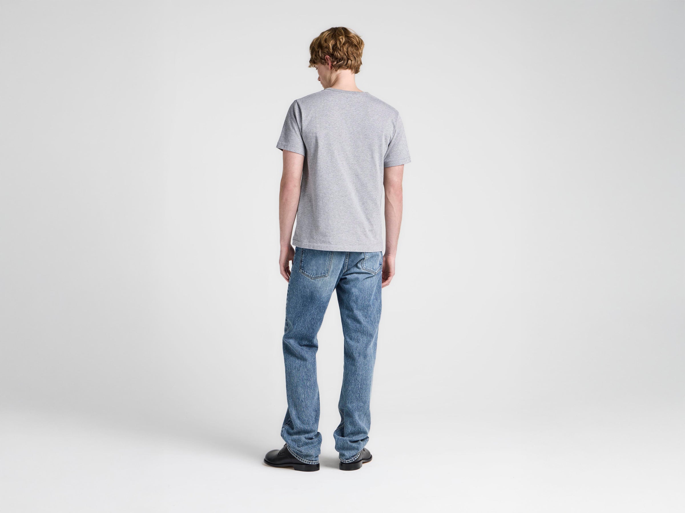 MENS STRAIGHT LEG DENIM JEANS IN MID BLUE