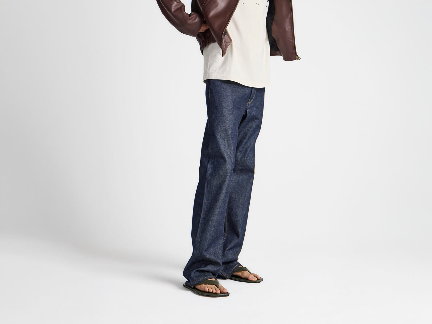 MENS STRAIGHT LEG DENIM JEANS IN INDIGO