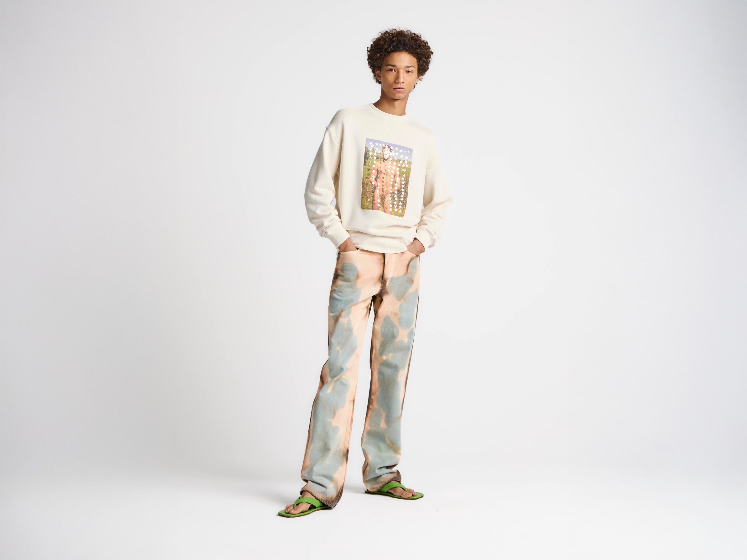 MENS STRAIGHT LEG BLEACHED DENIM JEANS IN PEACH