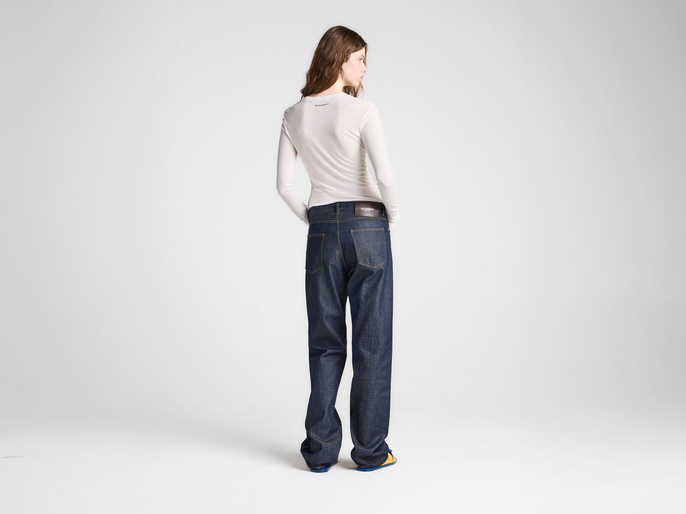 WOMENS STRAIGHT LEG DENIM JEANS IN INDIGO