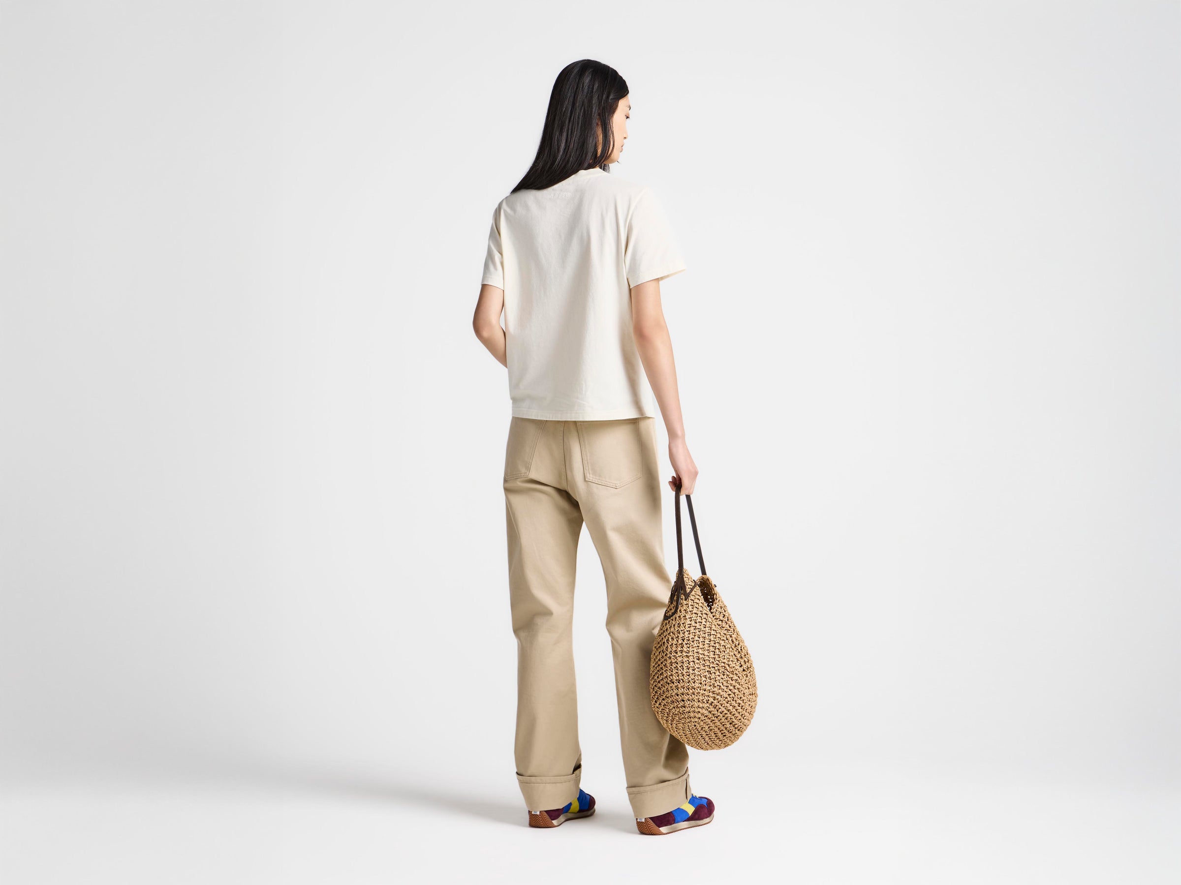 WOMENS STRAIGHT LEG DENIM JEANS IN BEIGE