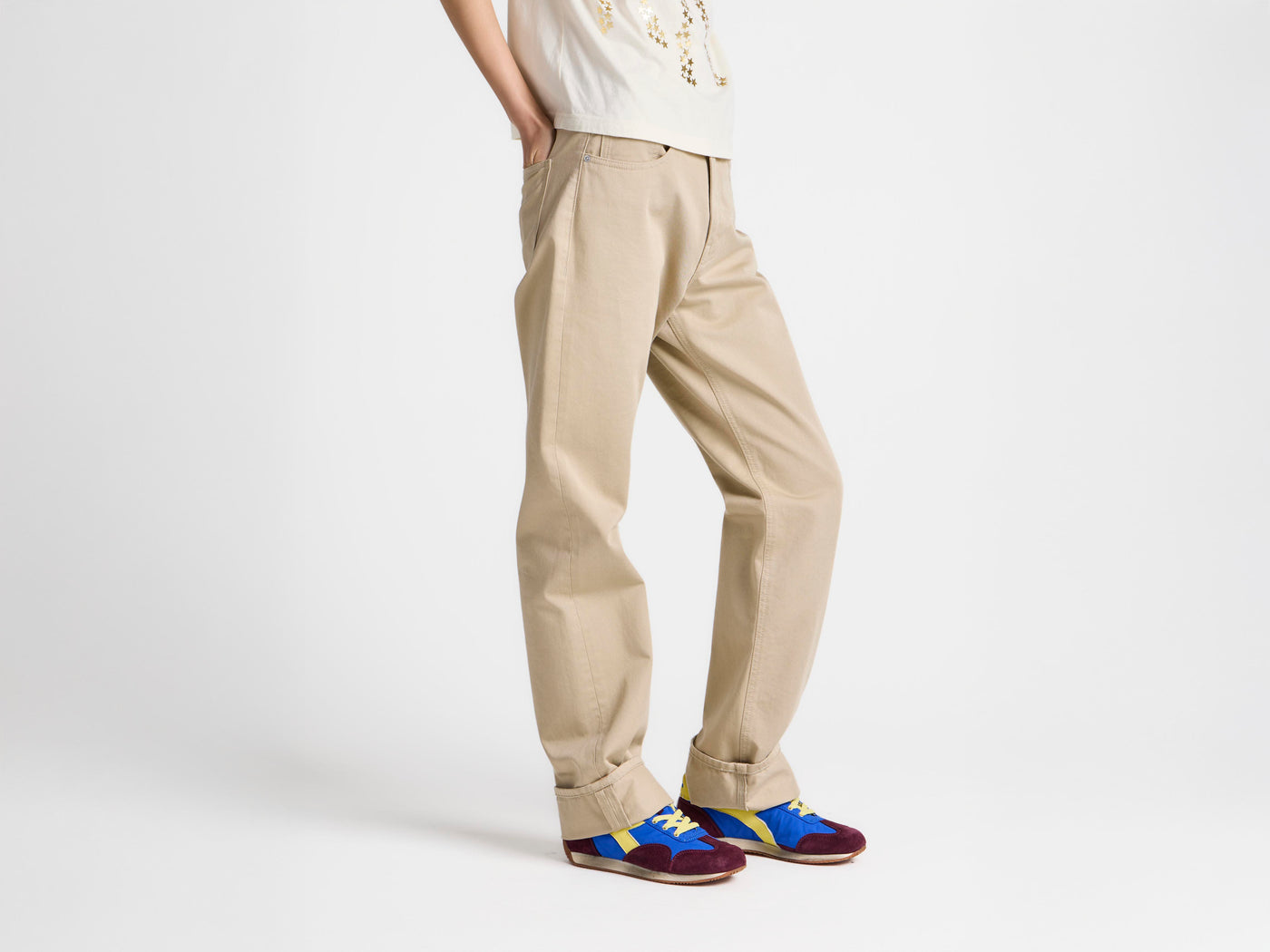 WOMENS STRAIGHT LEG DENIM JEANS IN BEIGE