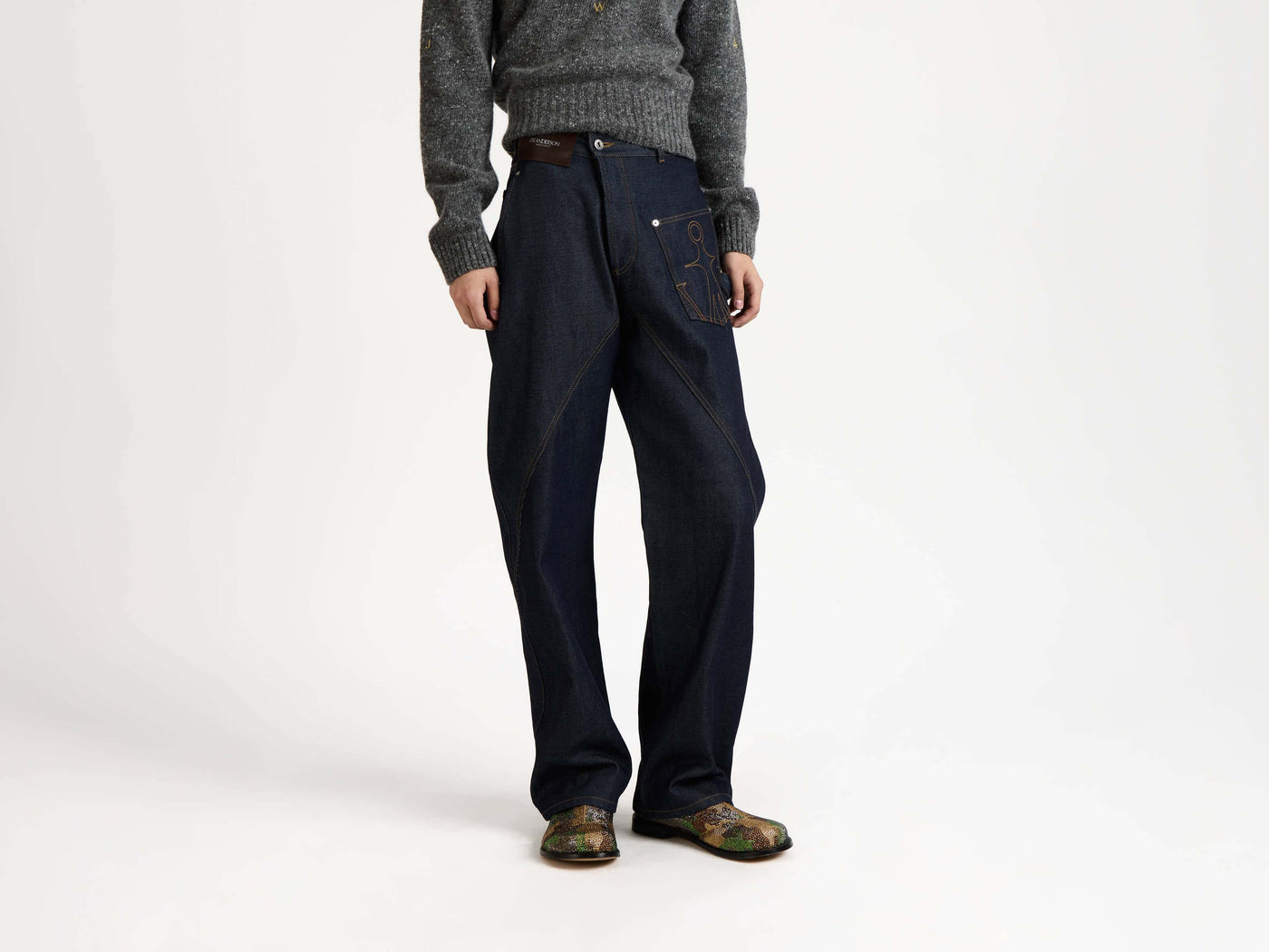 twisted workwear jeans indigo Model Front 1