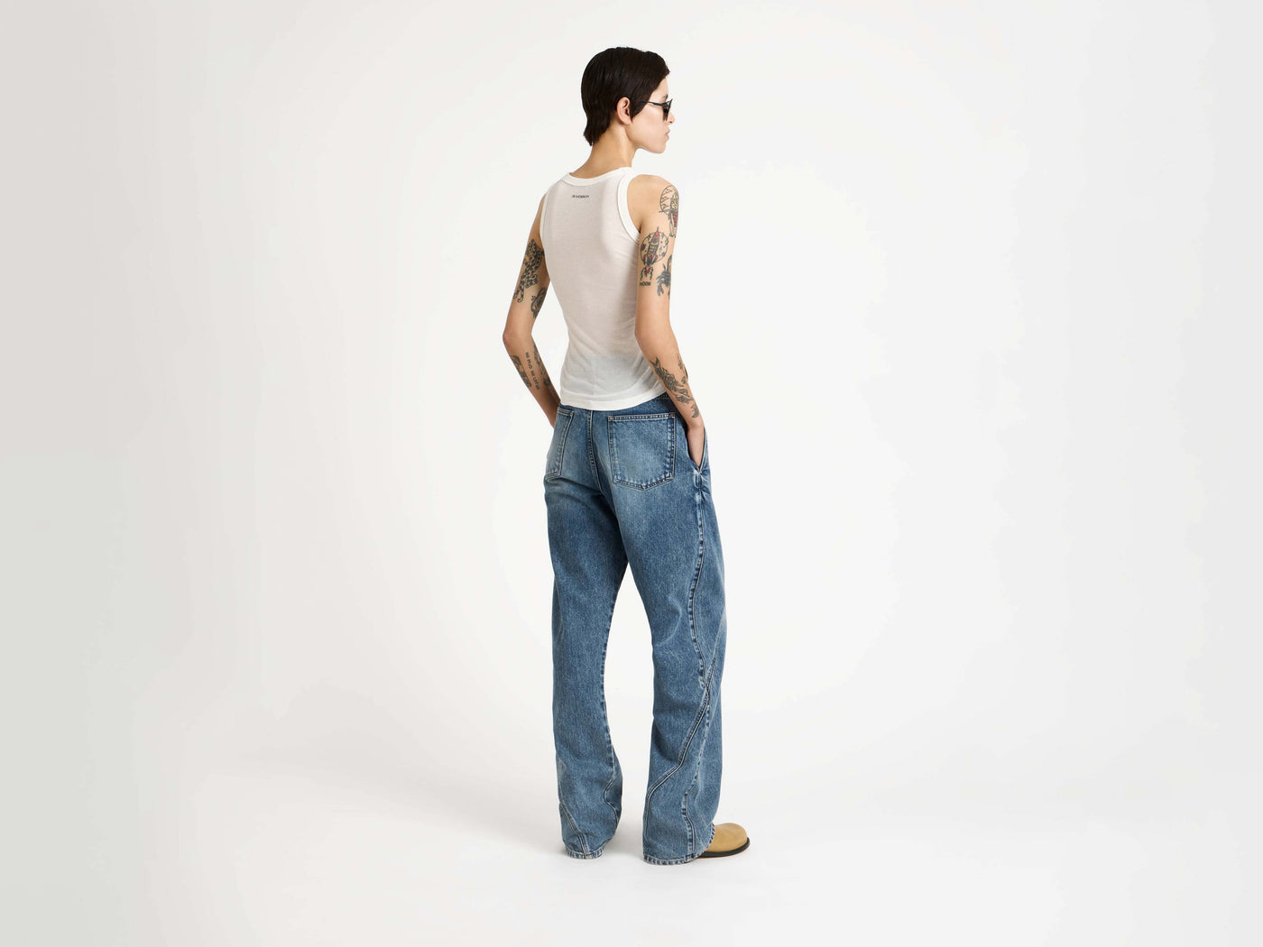TWISTED WORKWEAR JEANS IN MID BLUE