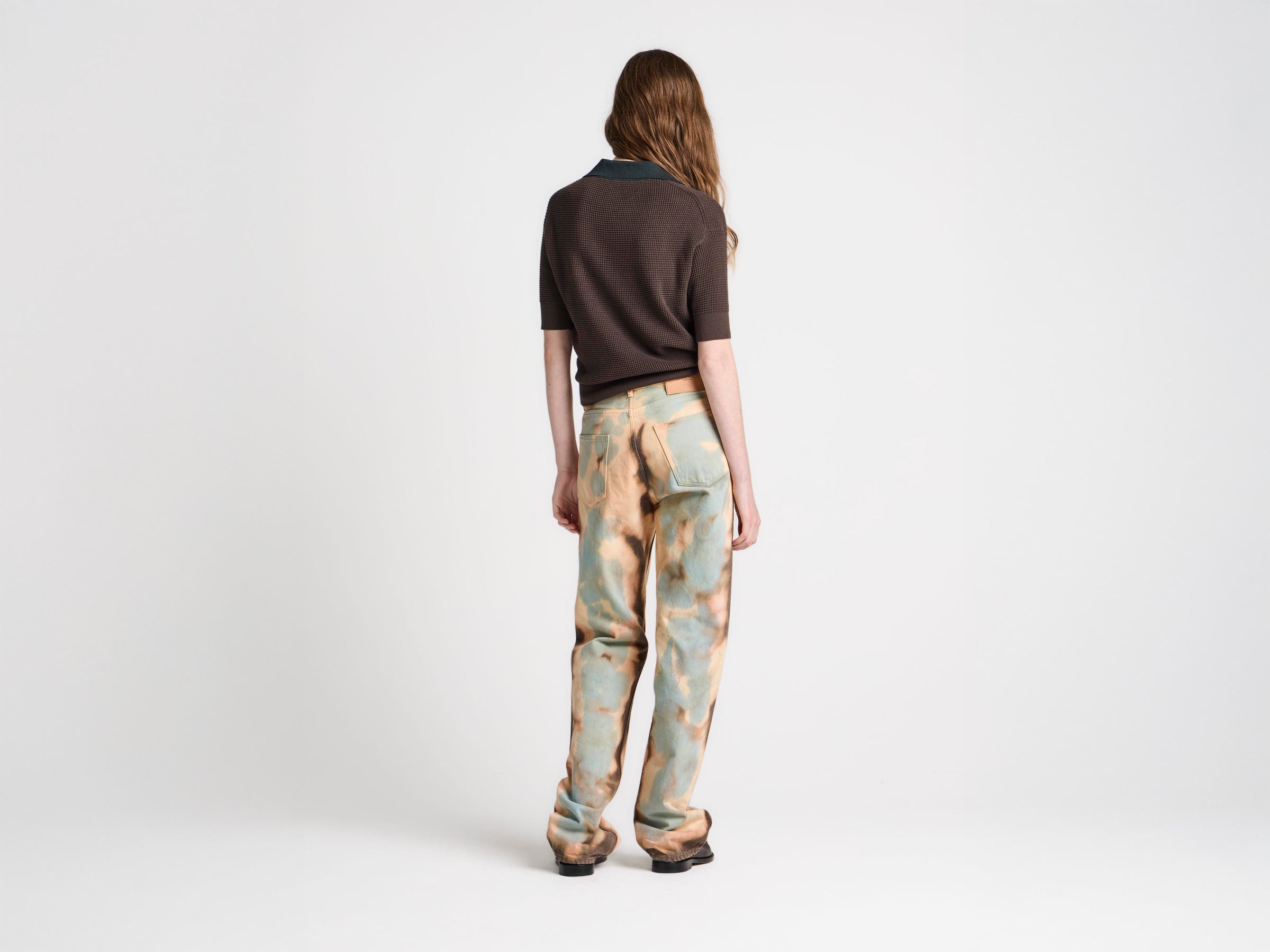 WOMENS STRAIGHT LEG BLEACHED DENIM JEANS IN PEACH