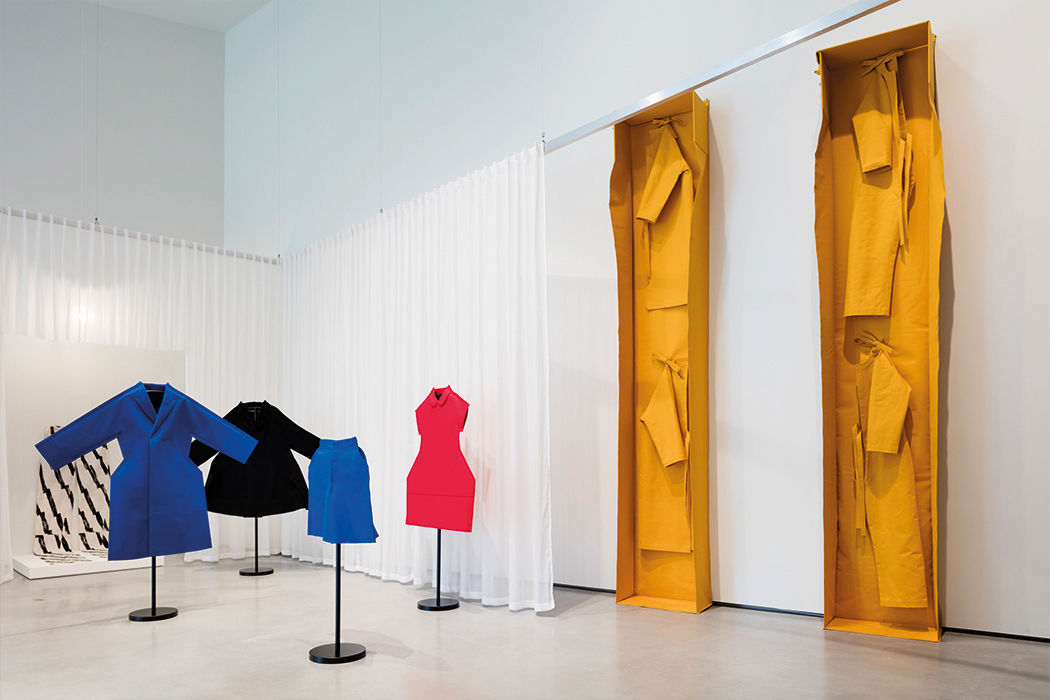 JWANDERSON DISOBEDIENT BODIES サイン入り　写真集 DISOBEDIENT BODIES by JW Anderson – twelvebooks