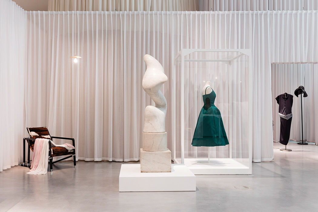 JWANDERSON DISOBEDIENT BODIES サイン入り　写真集 Disobedient Bodies: J.W.Anderson | Dazed
